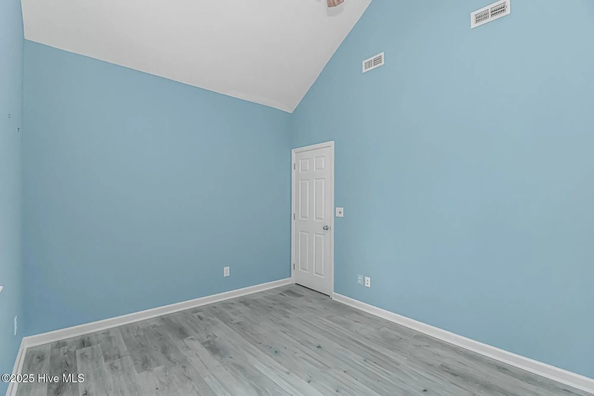 Property Slideshow image 21 of 40 | 299 ravennaside dr, Calabash, NC, 28467