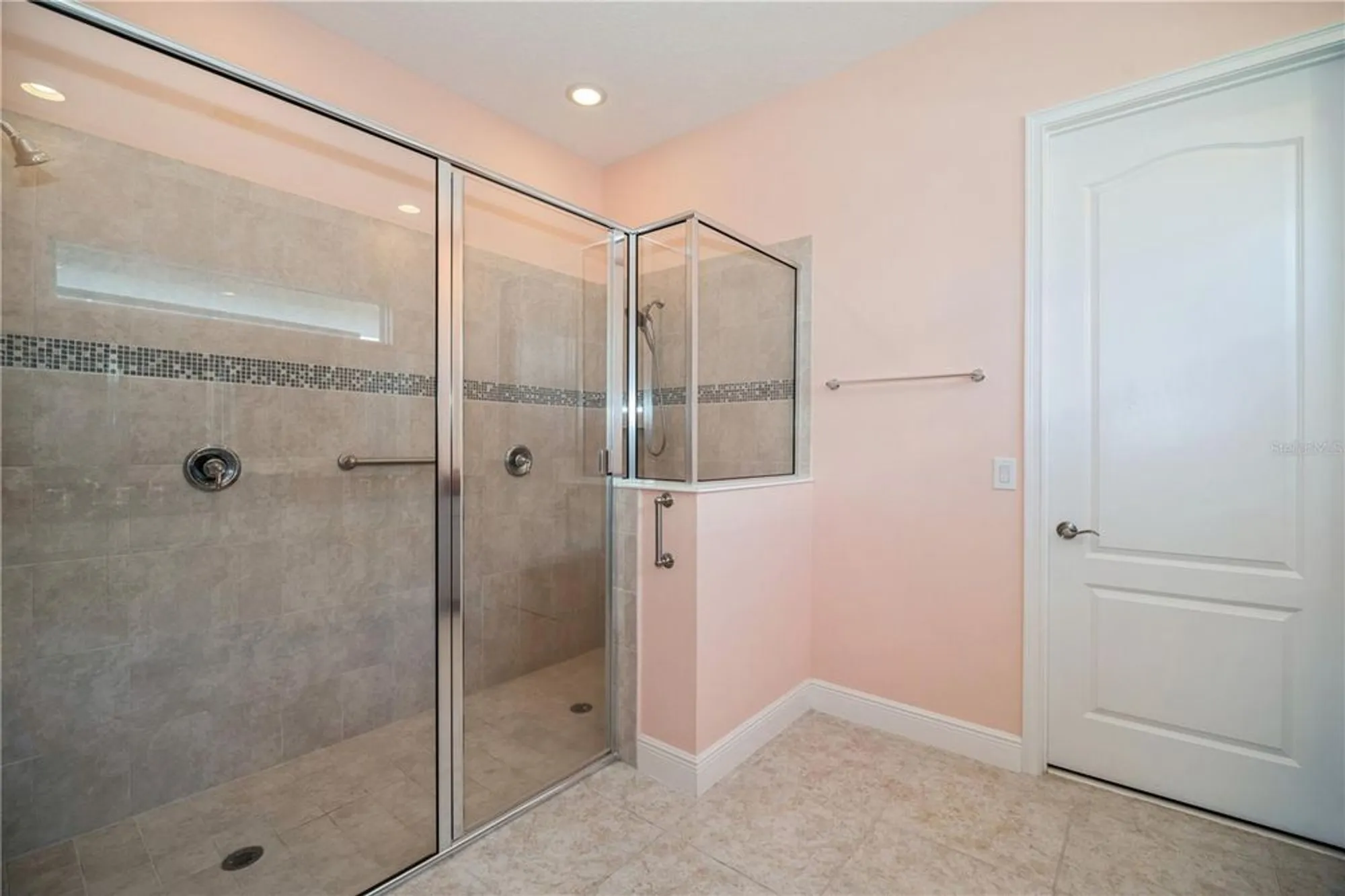 Property Slideshow image 16 of 36 | 4909 w fountainwood dr, Saint Cloud, FL, 34772