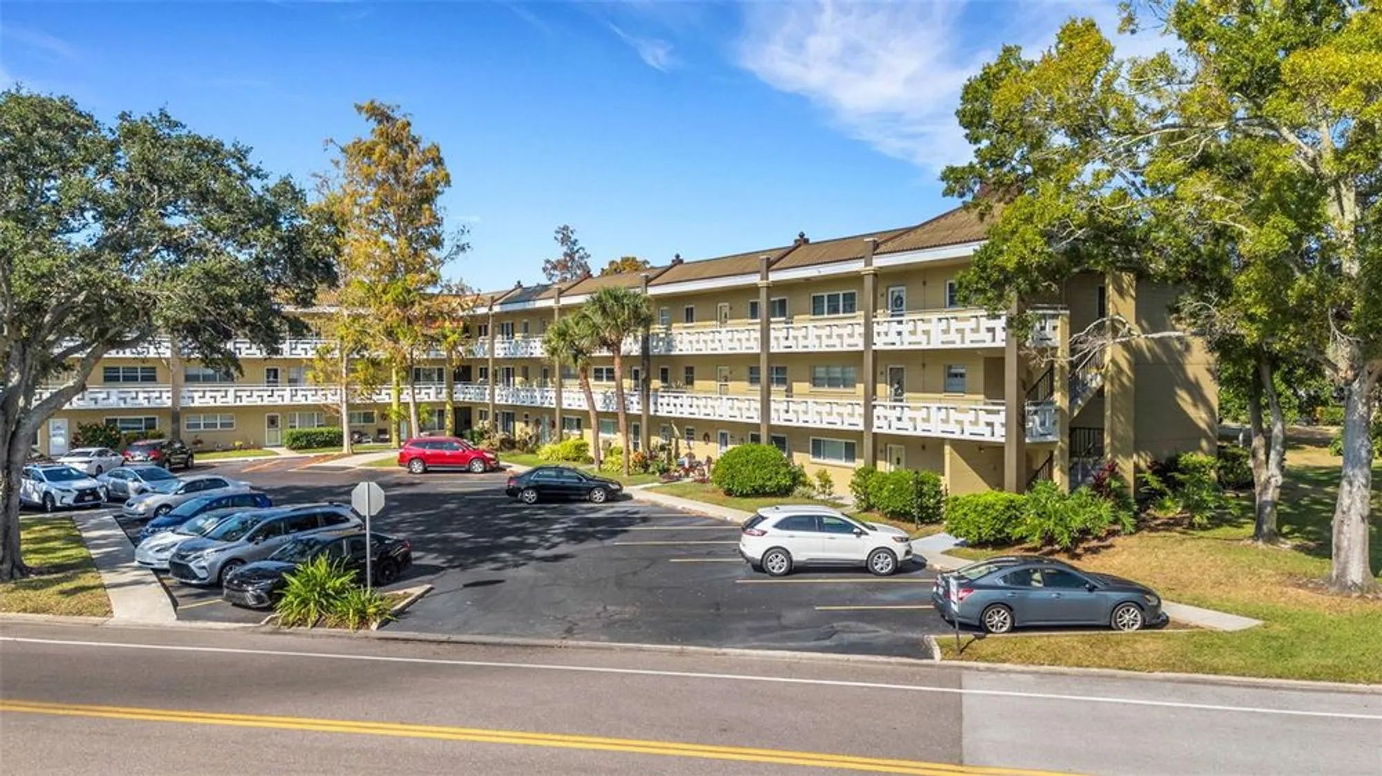 Property Slideshow image 36 of 70 | 2416 world parkway blvd apt 8, Clearwater, FL, 33763
