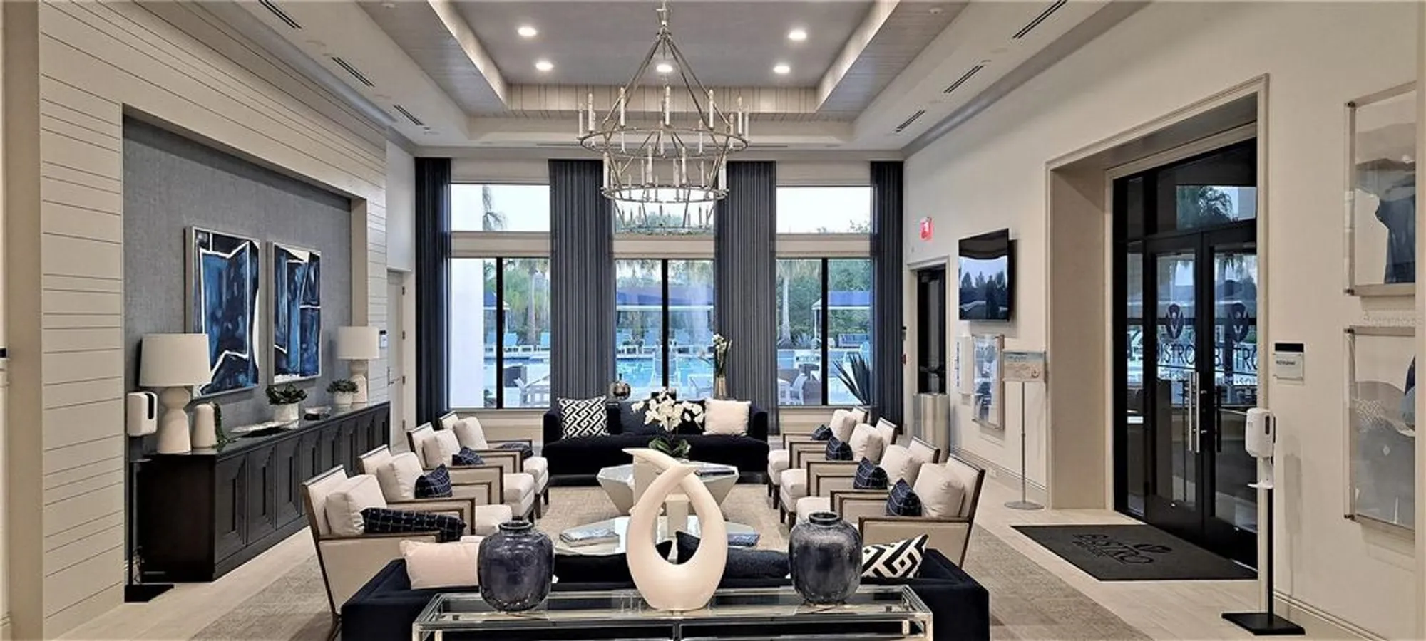 Property Slideshow image 28 of 35 | 4749 avila lakes dr, Wimauma, FL, 33598