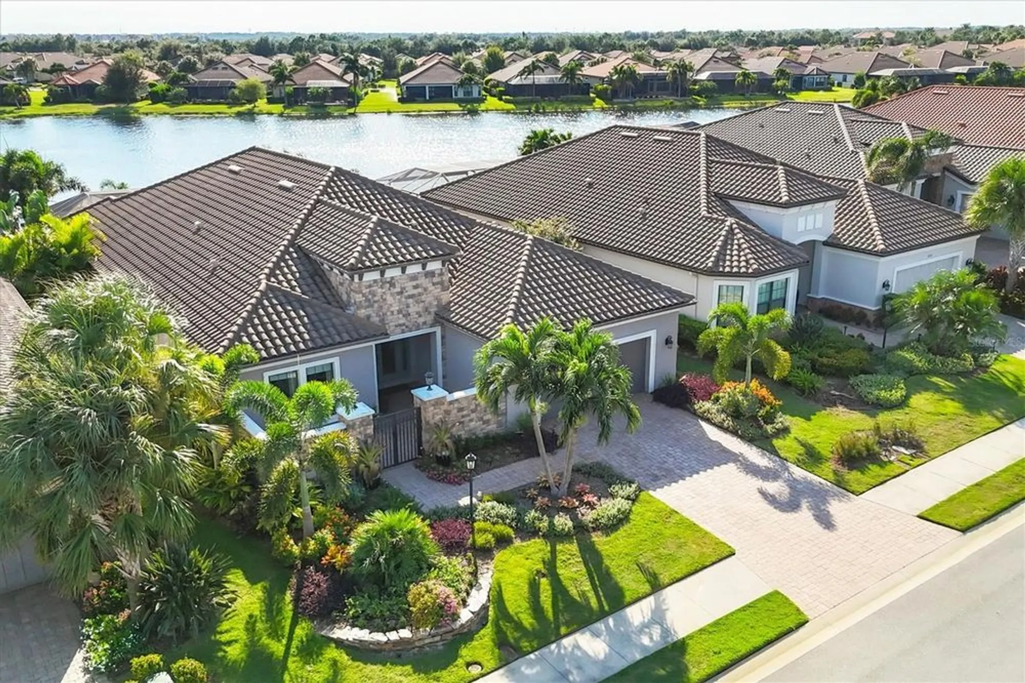 Property Slideshow image 53 of 100 | 13216 malachite dr, Bradenton, FL, 34211