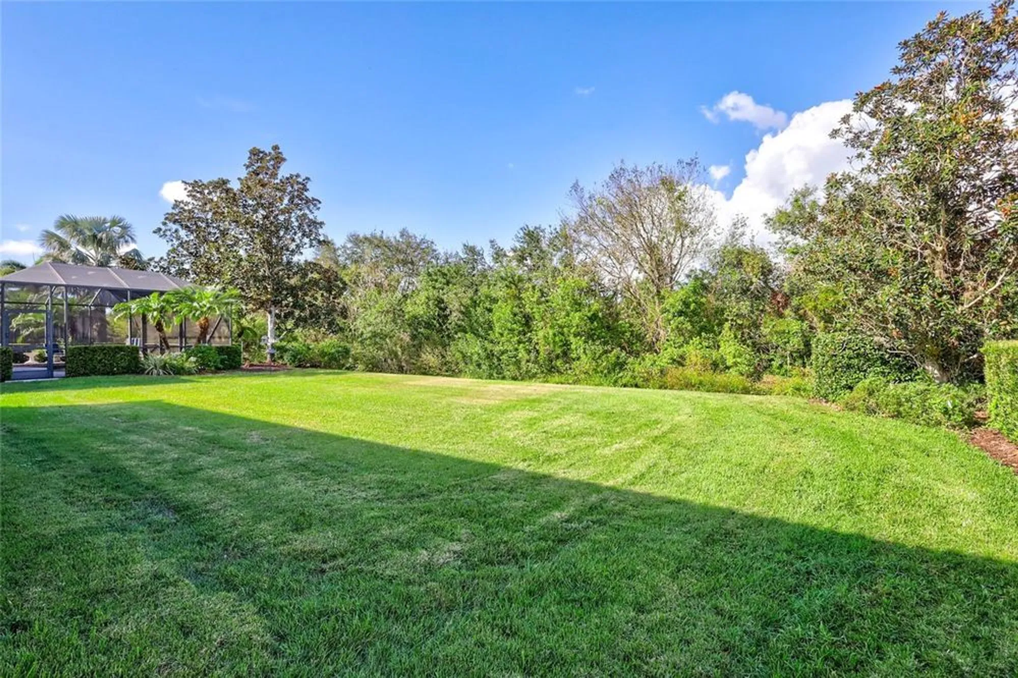 Property Slideshow image 38 of 68 | 9019 heritage sound dr, Bradenton, FL, 34212