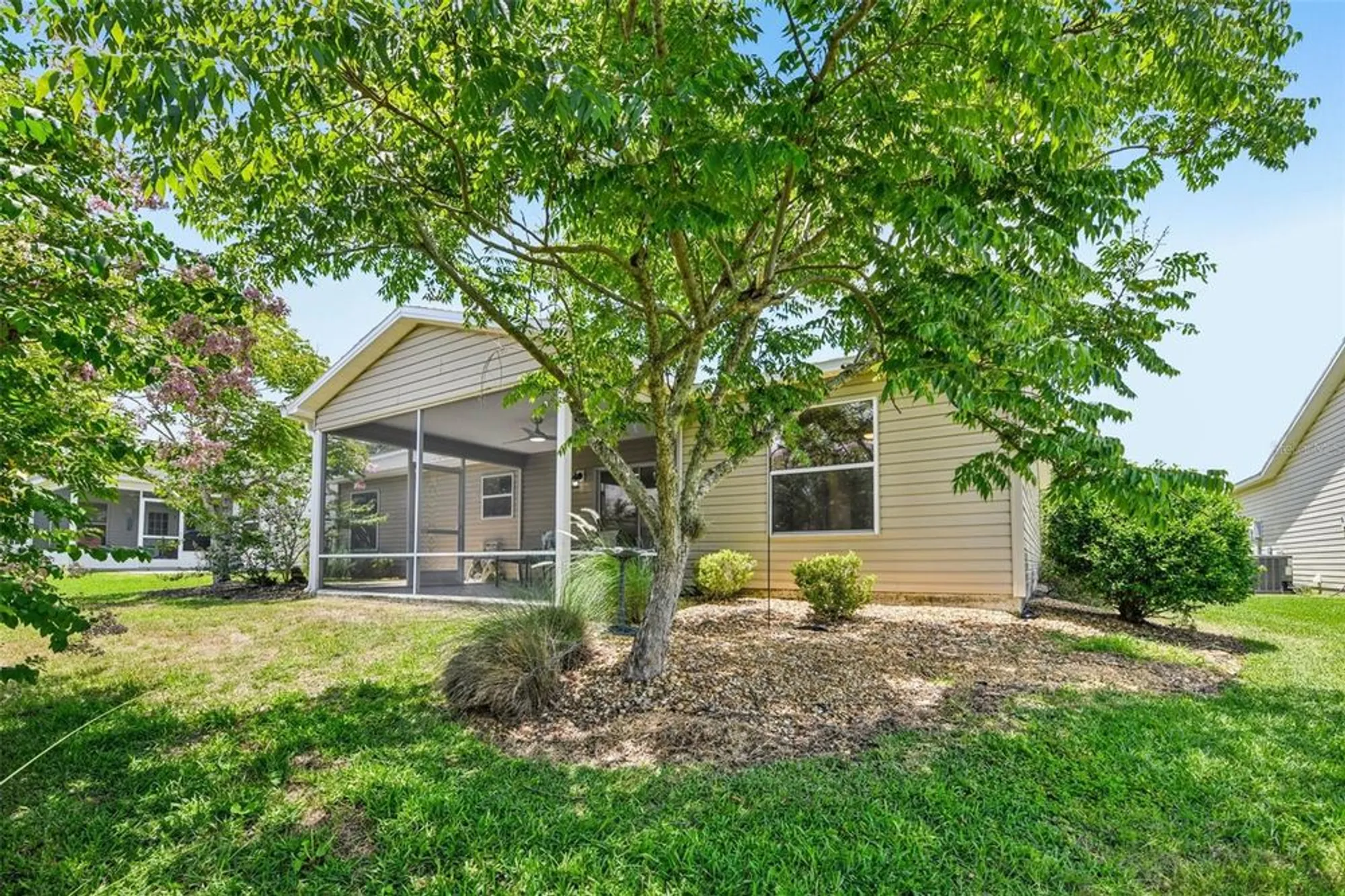 Property Slideshow image 33 of 53 | 2746 edwards ln, The Villages, FL, 32162