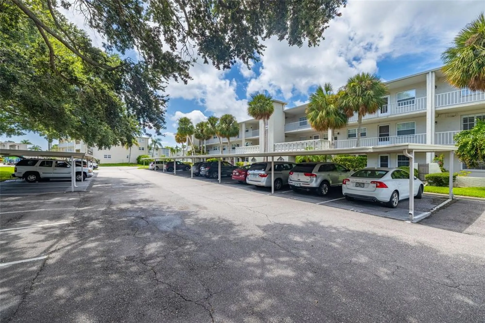 Property Slideshow image 31 of 62 | 946 virginia st apt 207, Dunedin, FL, 34698