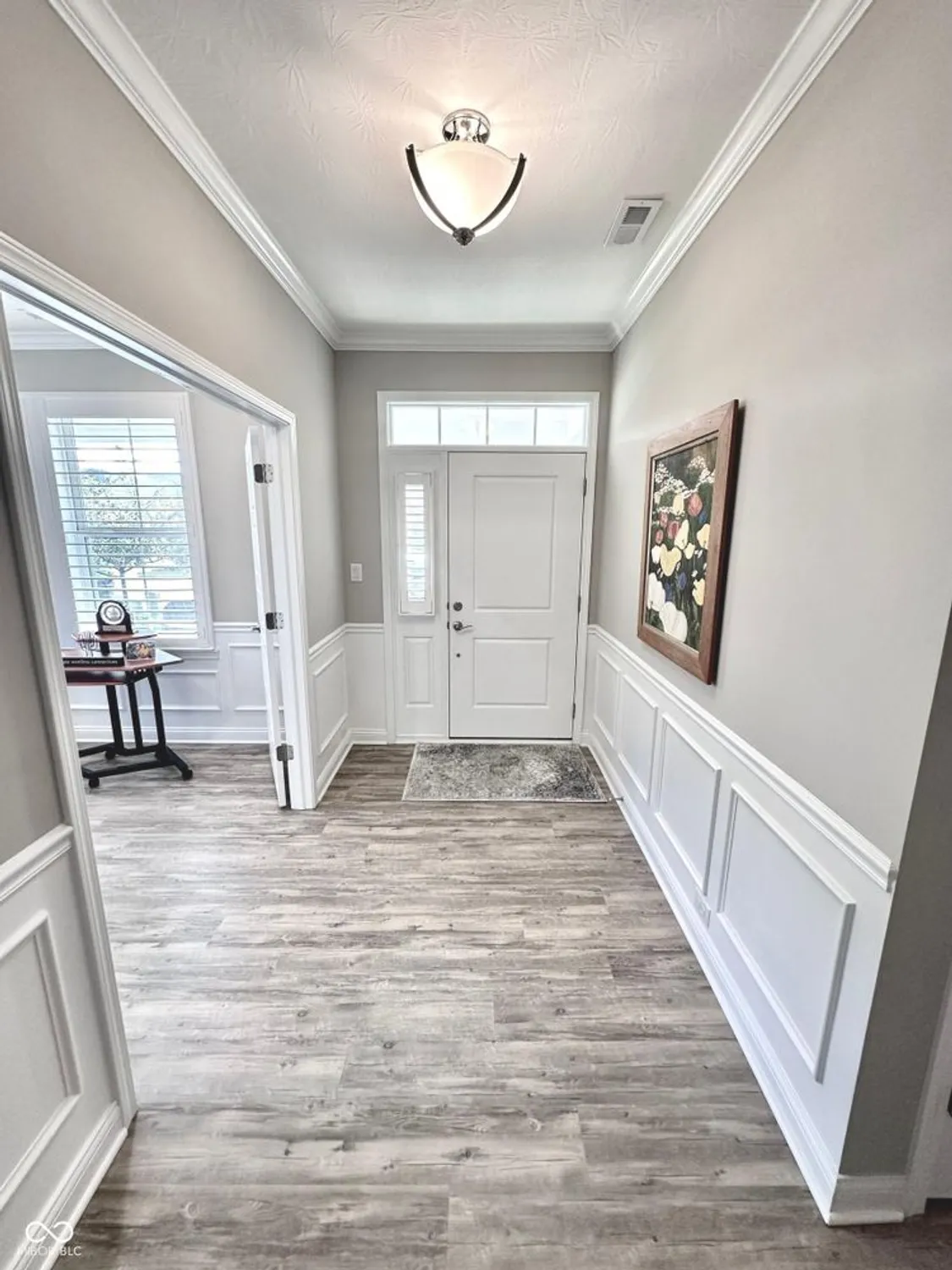 Property Slideshow image 12 of 51 | 5735 lyster ln, Indianapolis, IN, 46239