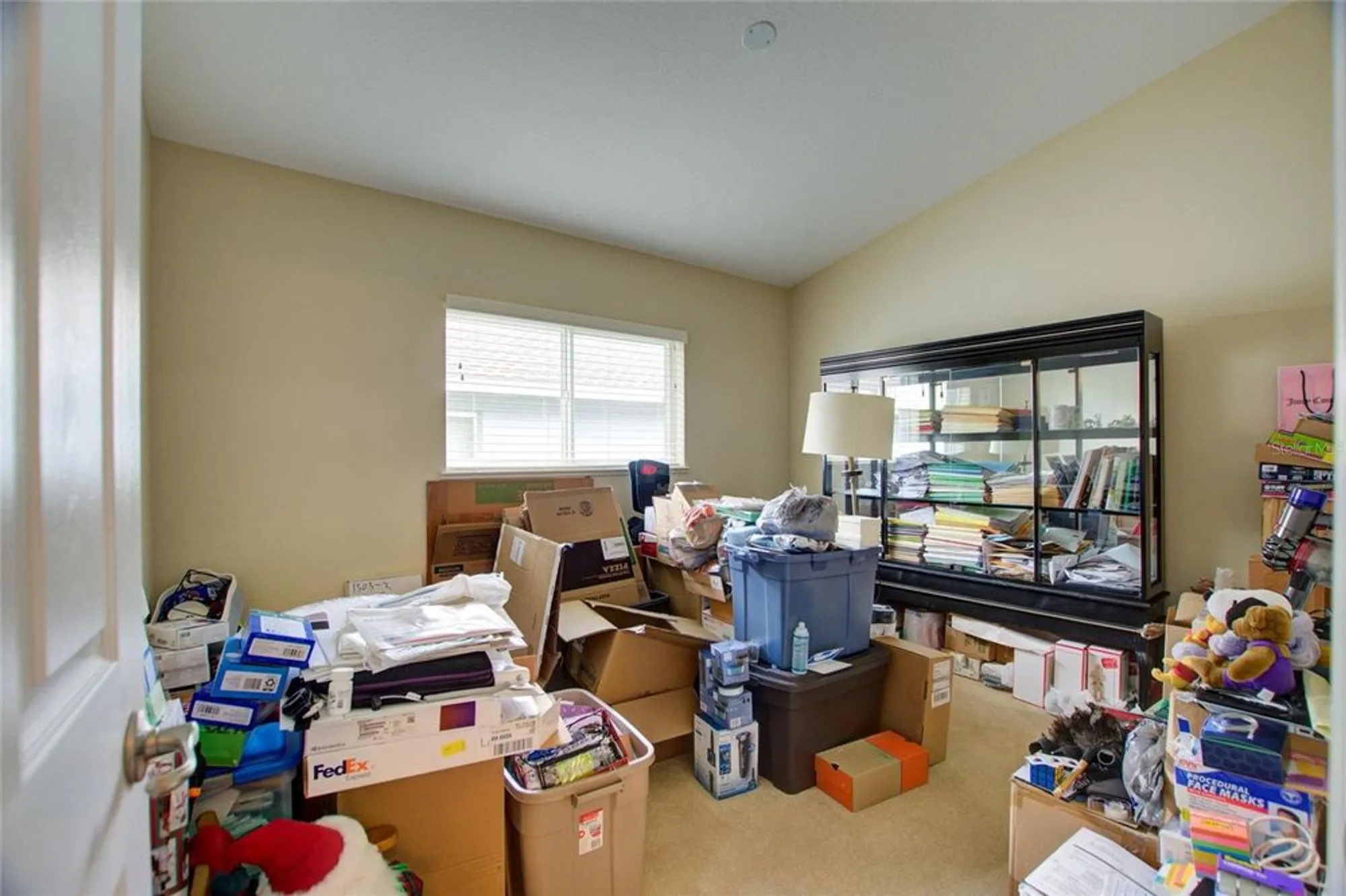 Property Slideshow image 24 of 35 | 3923 baldwin ln, Winter Haven, FL, 33884