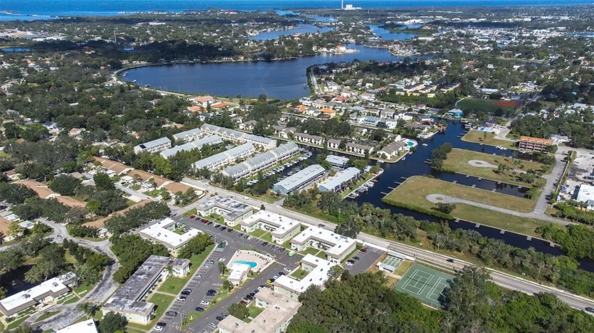 Property Slideshow image 30 of 33 | 1250 s pinellas ave apt 711, Tarpon Springs, FL, 34689