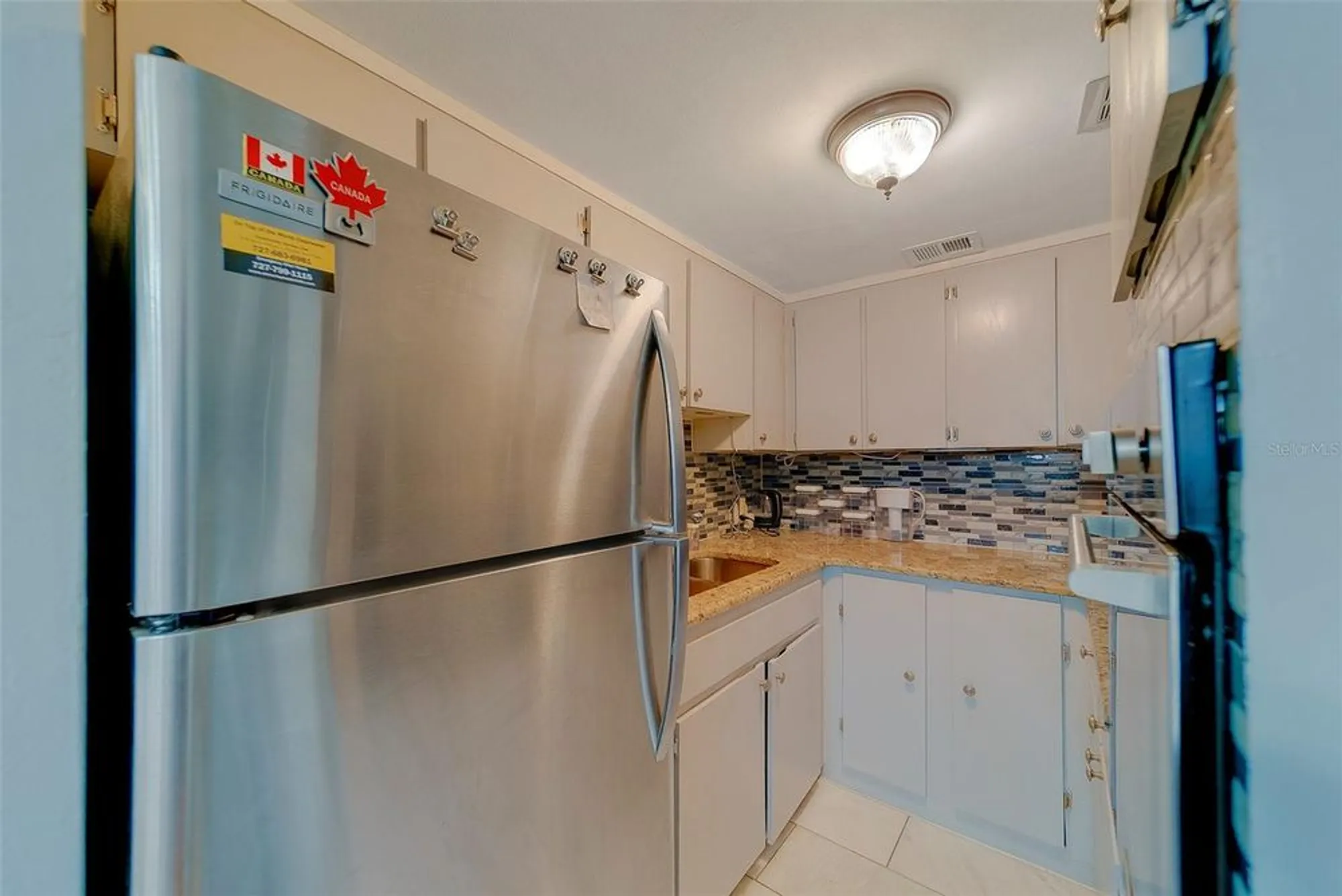 Property Slideshow image 17 of 55 | 2433 brazilia dr apt 5, Clearwater, FL, 33763