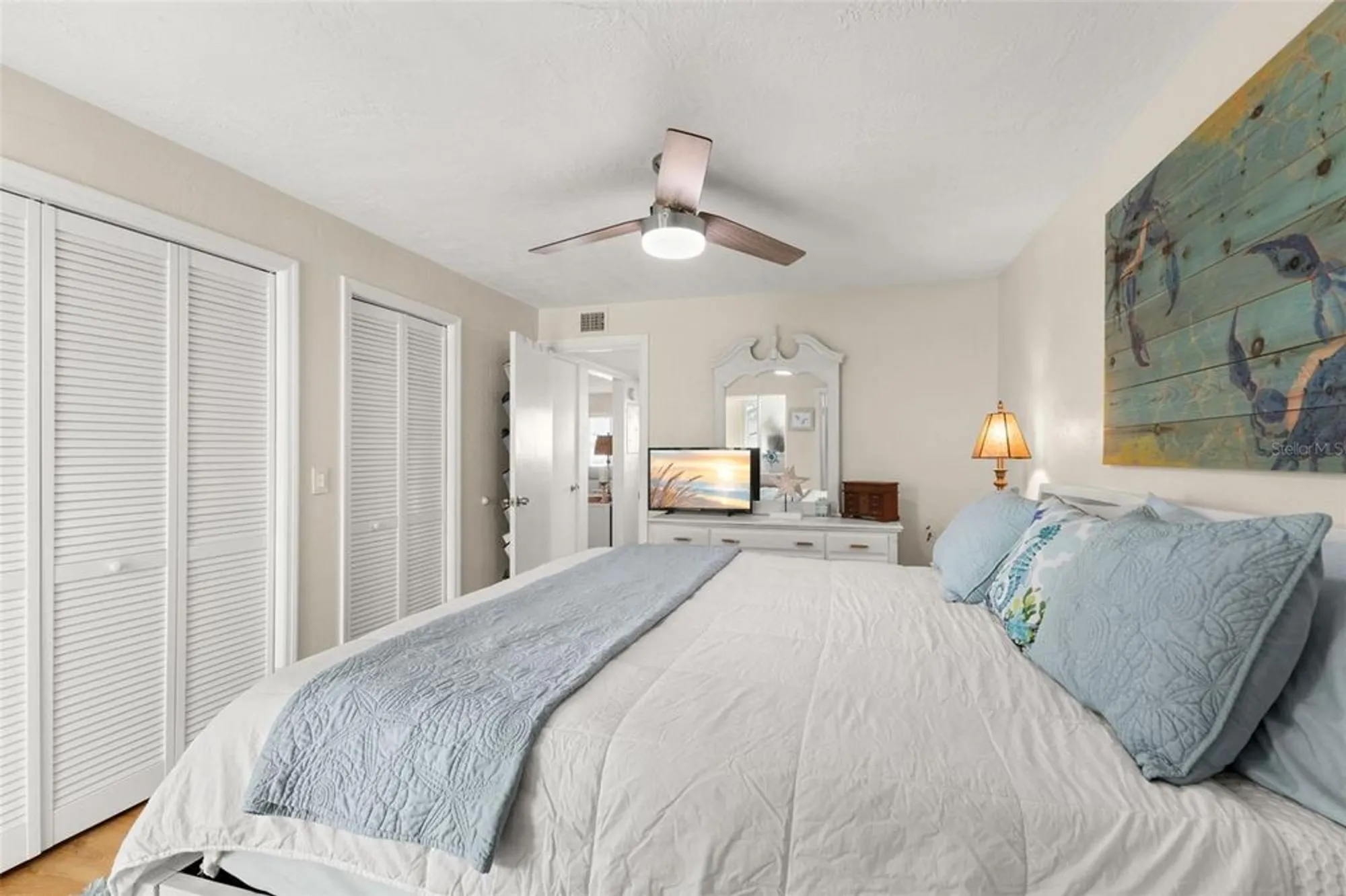 Property Slideshow image 20 of 35 | 2461 canadian way 27, Clearwater, FL, 33763