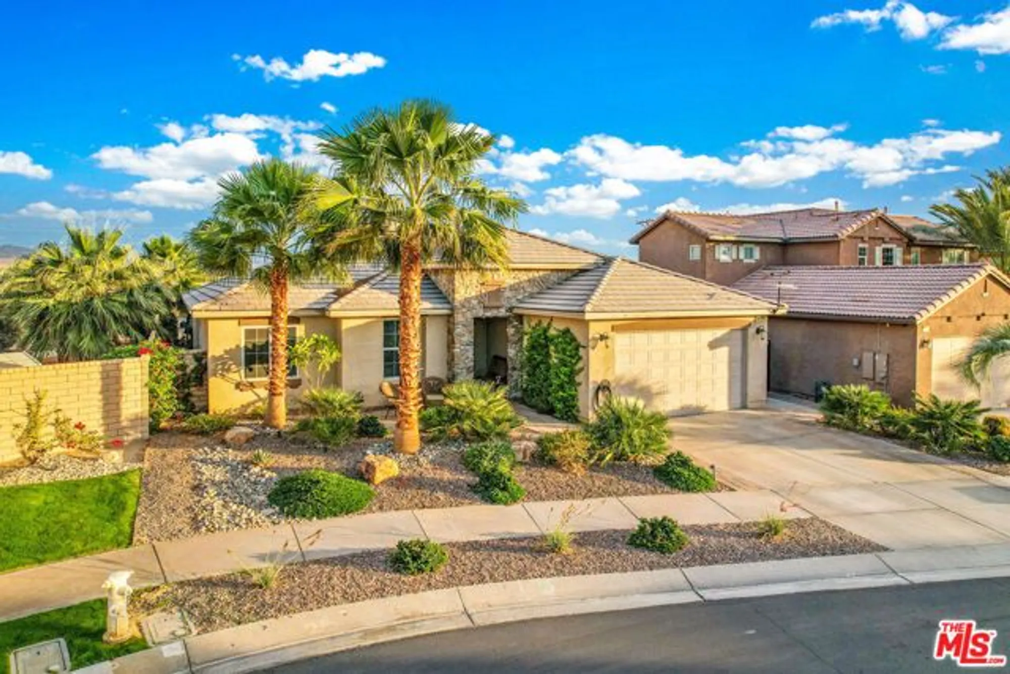 Property Slideshow image 37 of 51 | 42652 dell lago ct, Indio, CA, 92203