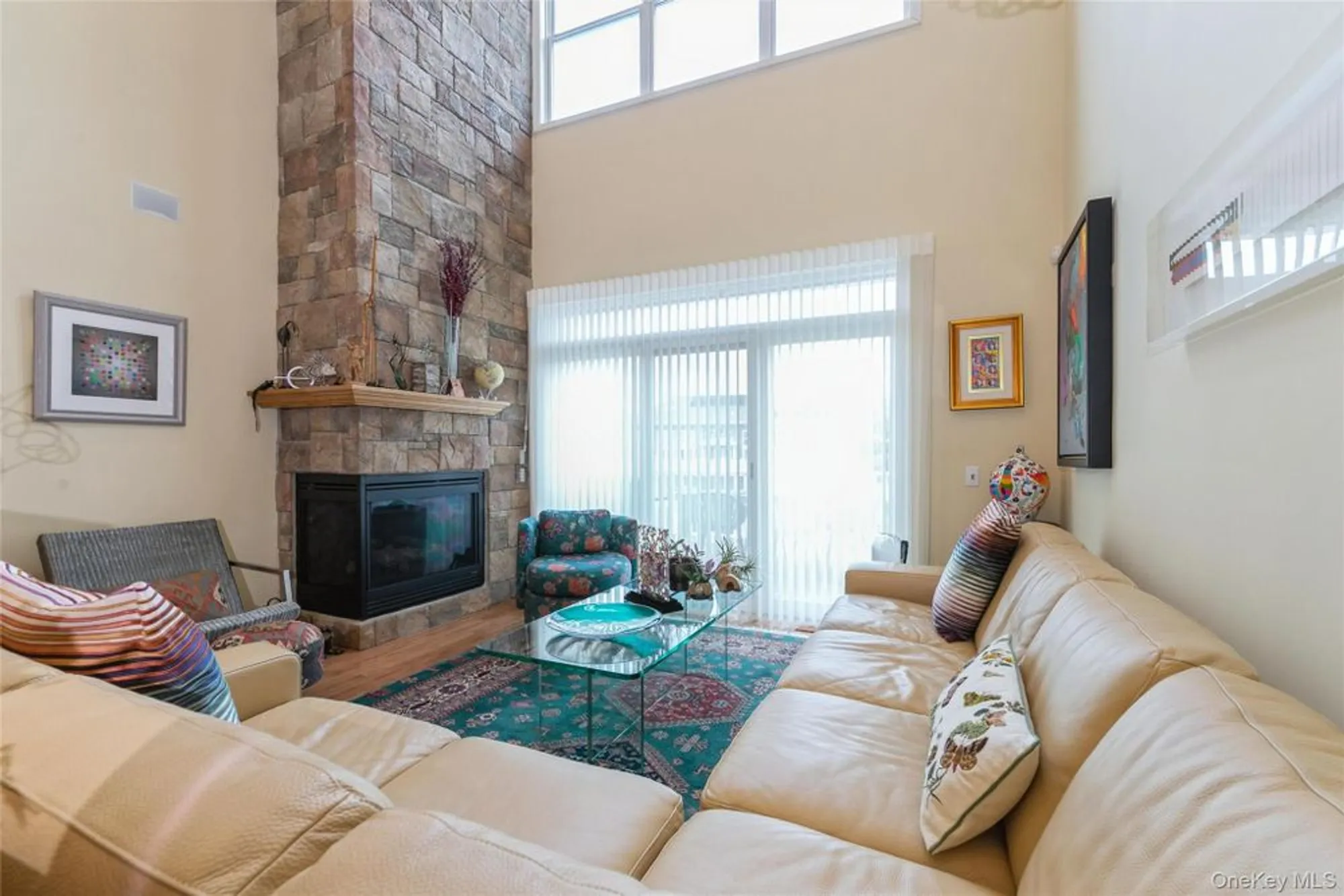 Property Slideshow image 8 of 44 | 95 cove ln, East Setauket, NY, 11733