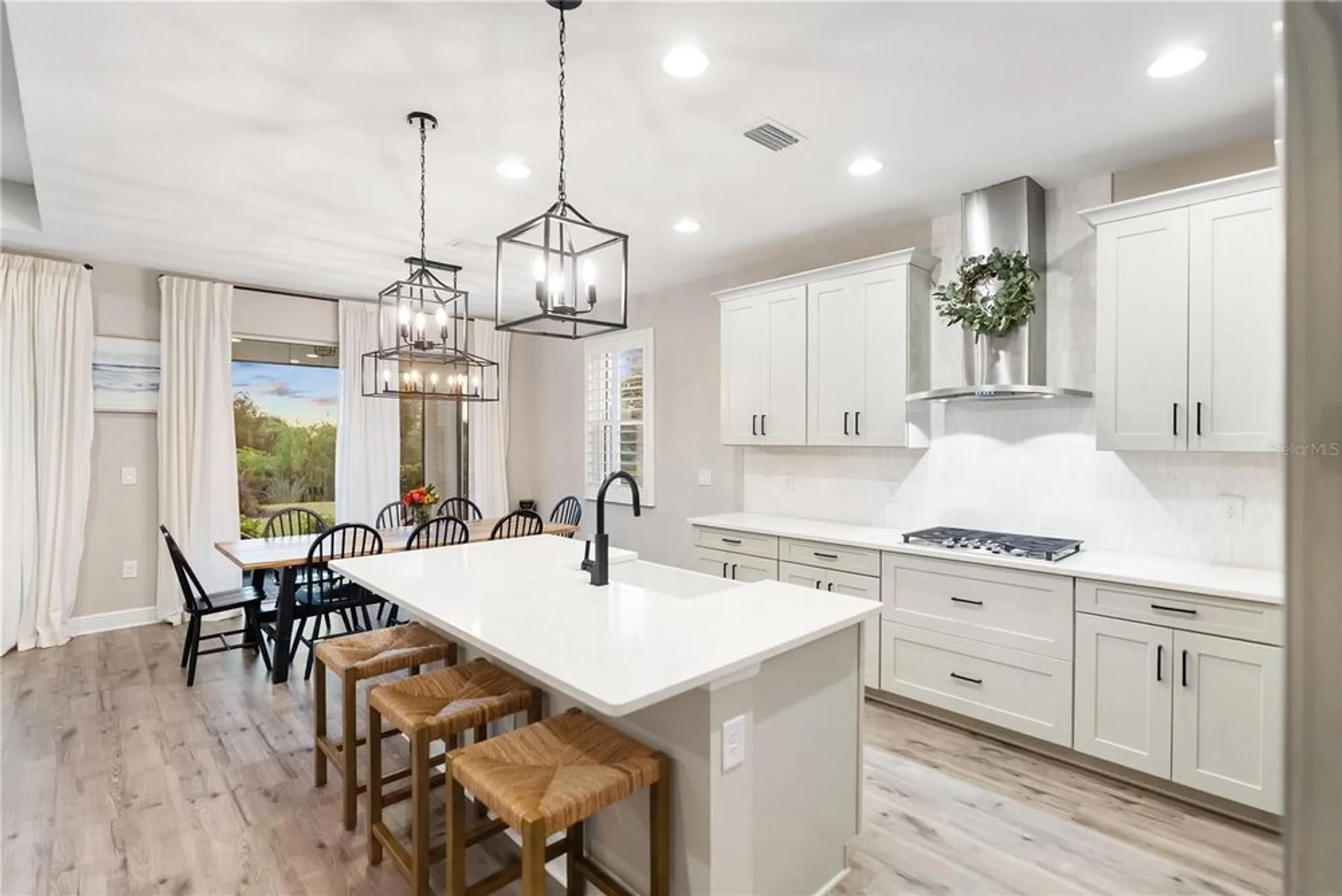 Property Slideshow image 33 of 99 | 16804 savory mist cir, Bradenton, FL, 34211