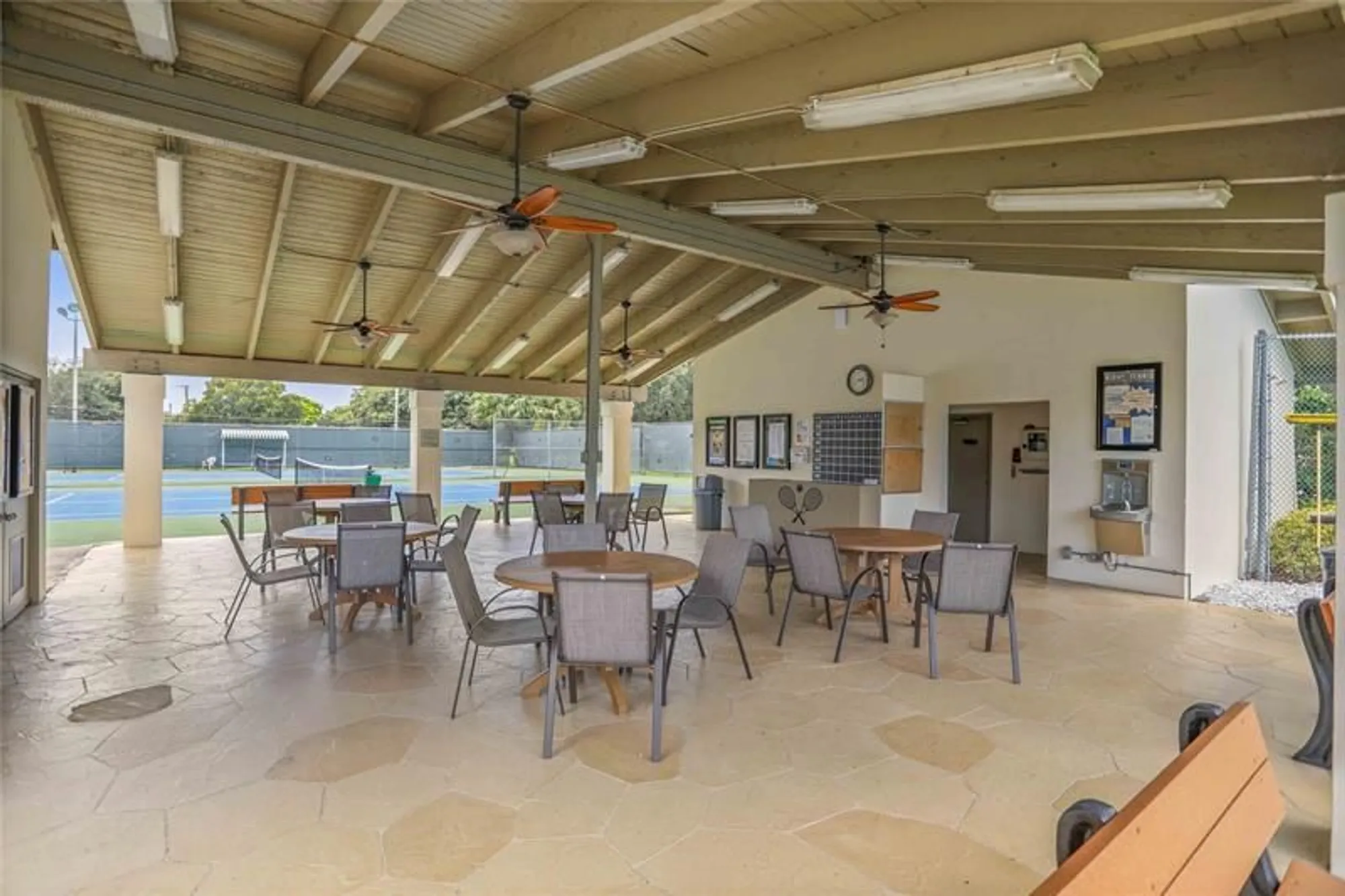 Property Slideshow image 5 of 26 | 2302 lucaya ln l4, Coconut Creek, FL, 33066