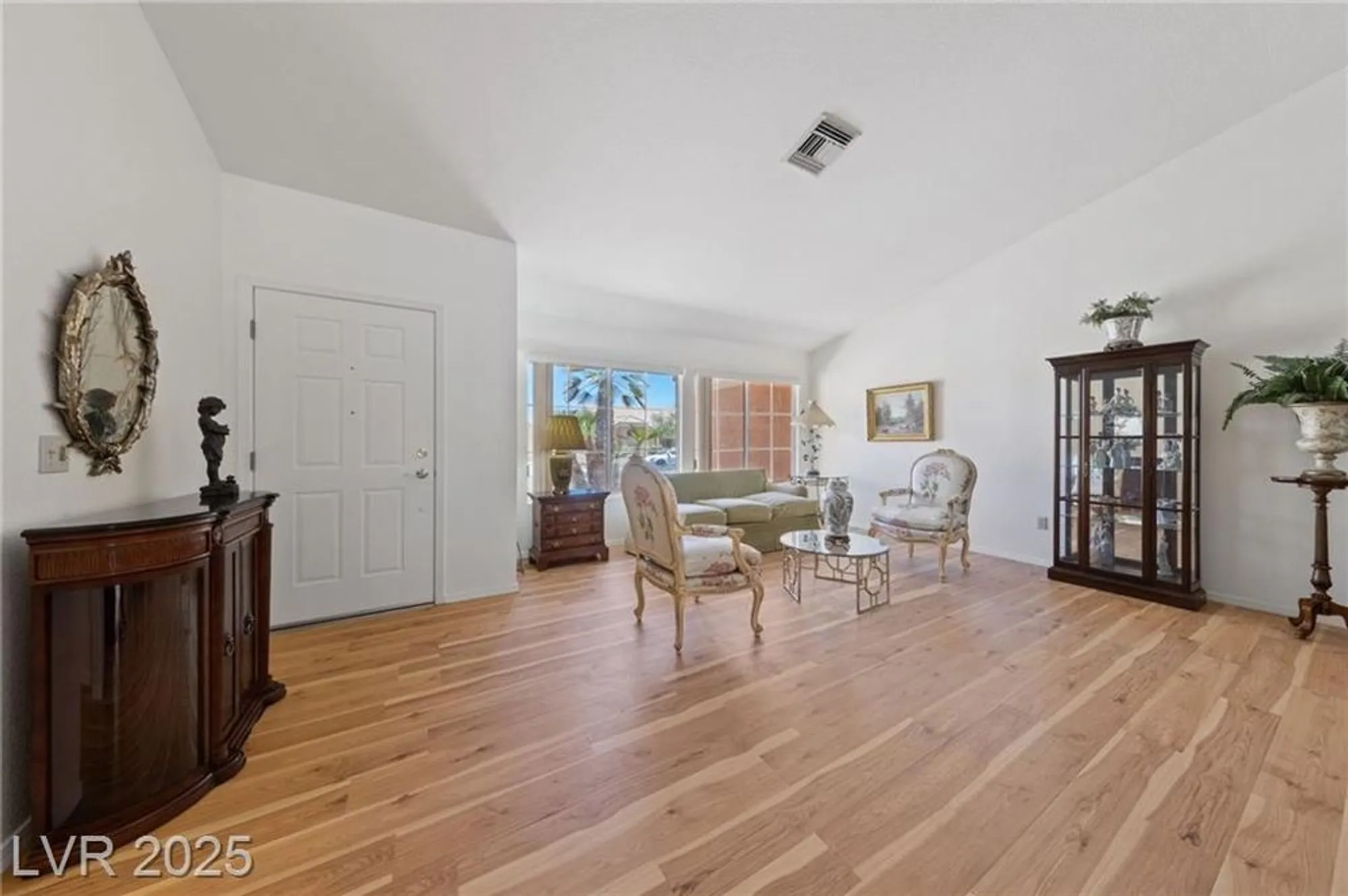 Property Slideshow image 8 of 72 | 2925 lotus hill dr, Las Vegas, NV, 89134