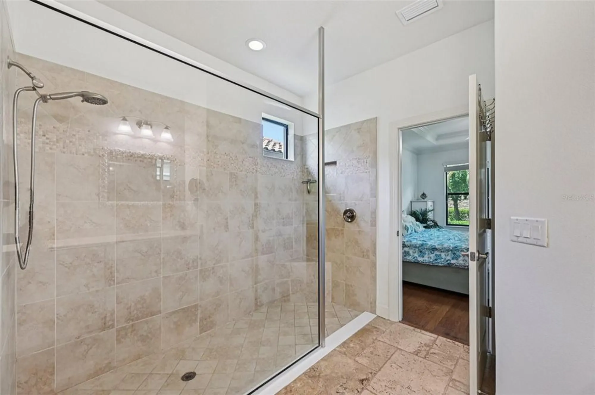 Property Slideshow image 18 of 48 | 13223 palermo dr, Bradenton, FL, 34211
