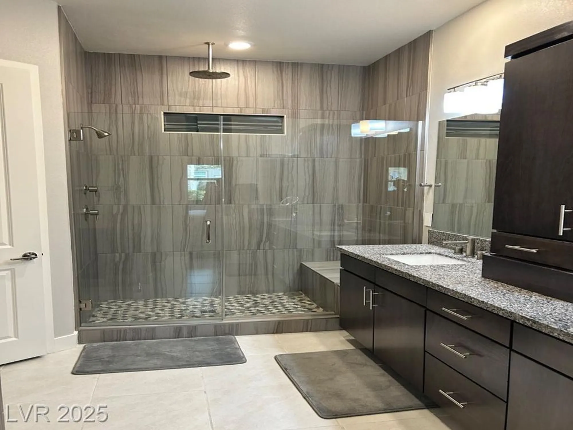 Property Slideshow image 8 of 17 | 4262 swift st, Las Vegas, NV, 89135