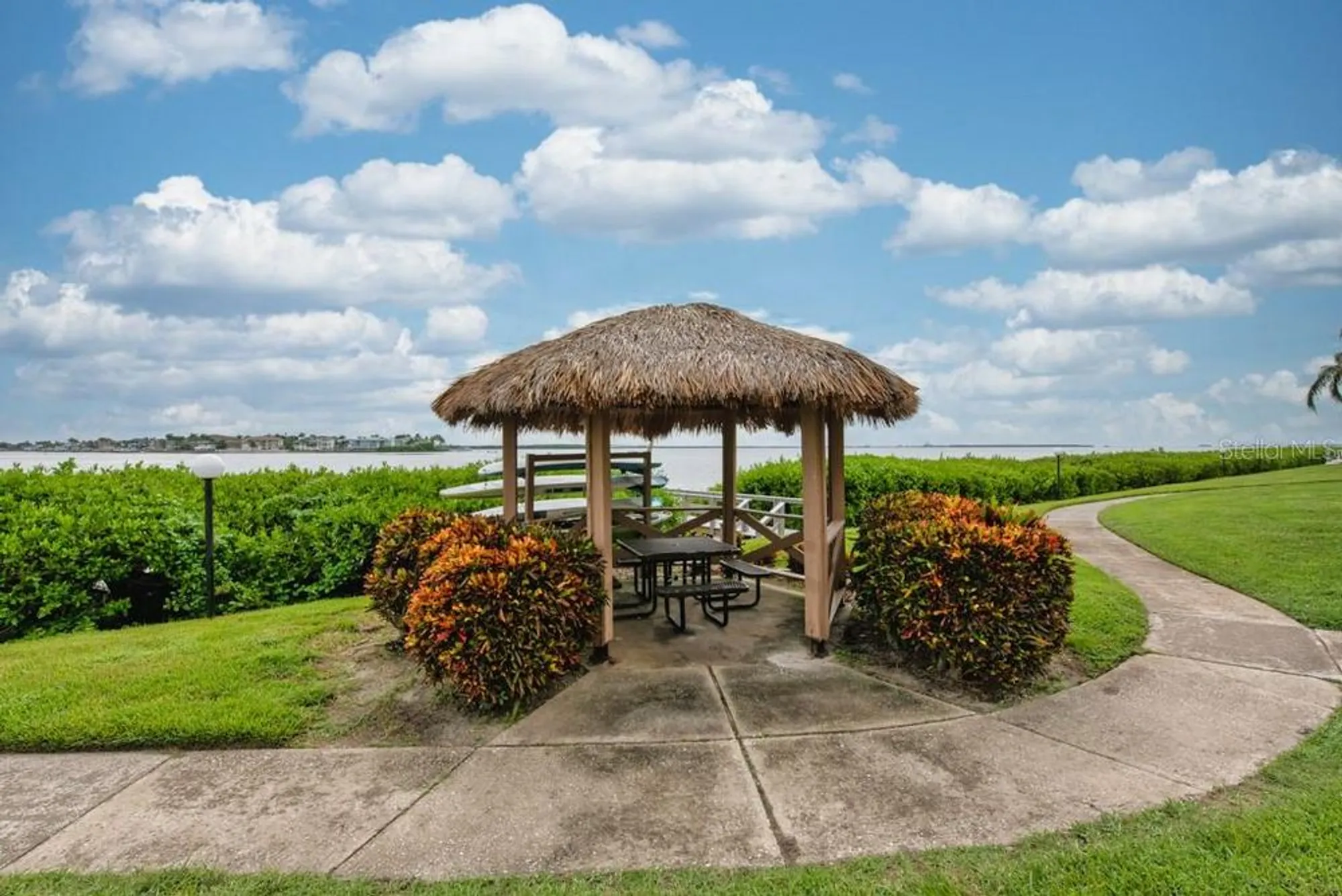 Property Slideshow image 6 of 45 | 6219 palma del mar blvd s apt 114, St Petersburg, FL, 33715