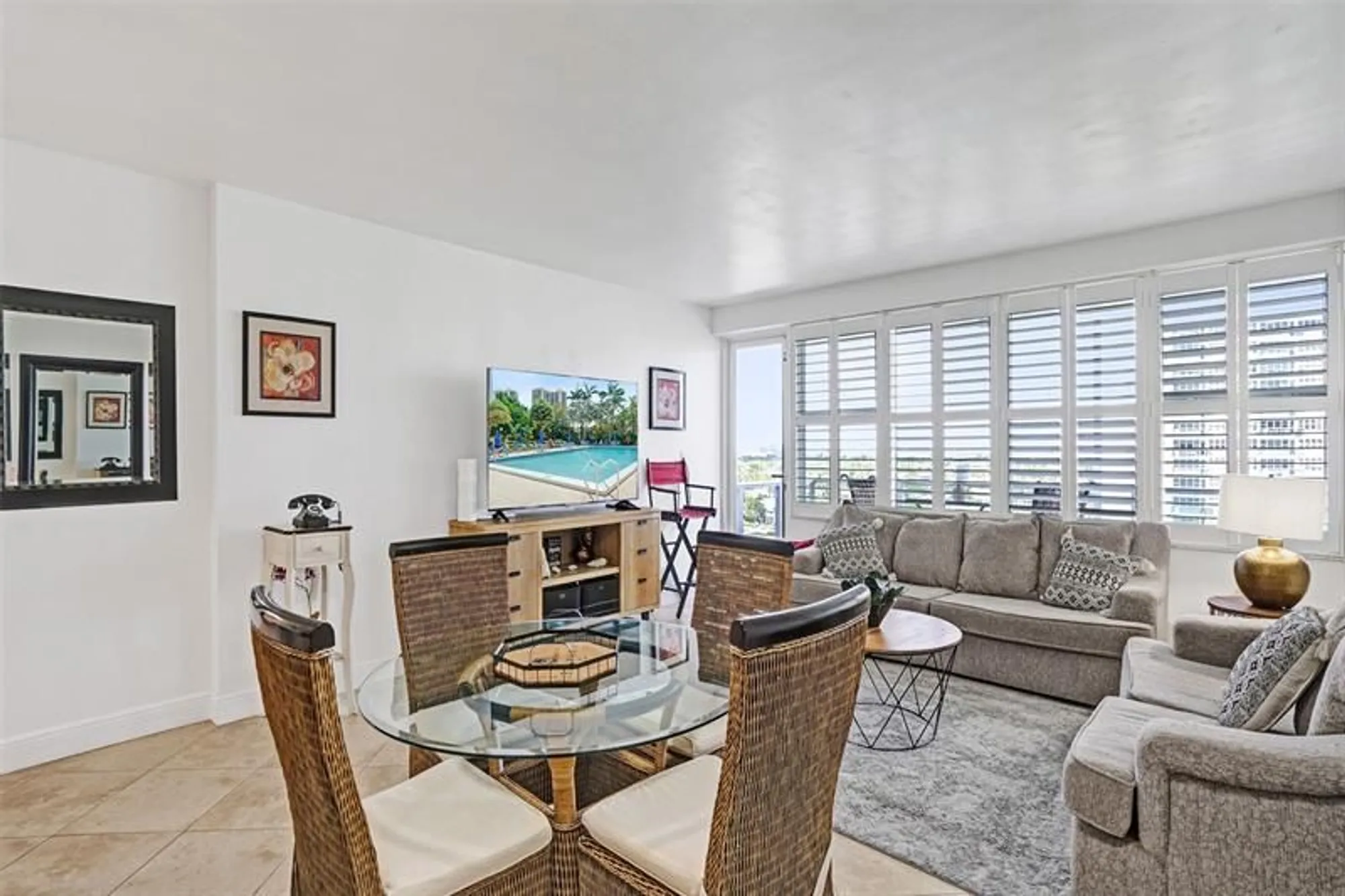 Property Slideshow image 4 of 50 | 3333 ne 34th st 1006, Fort Lauderdale, FL, 33308