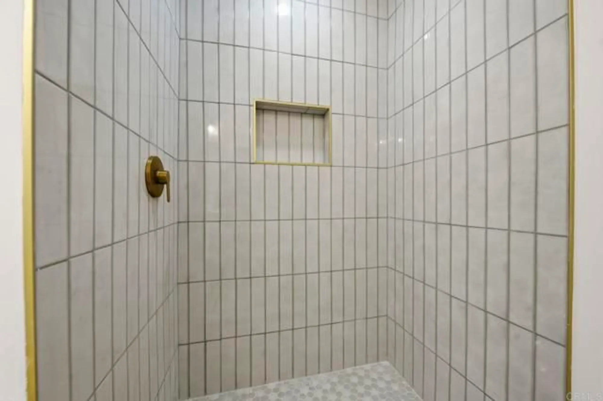 Property Slideshow image 31 of 55 | 18023 avenida alozdra, San Diego, CA, 92128