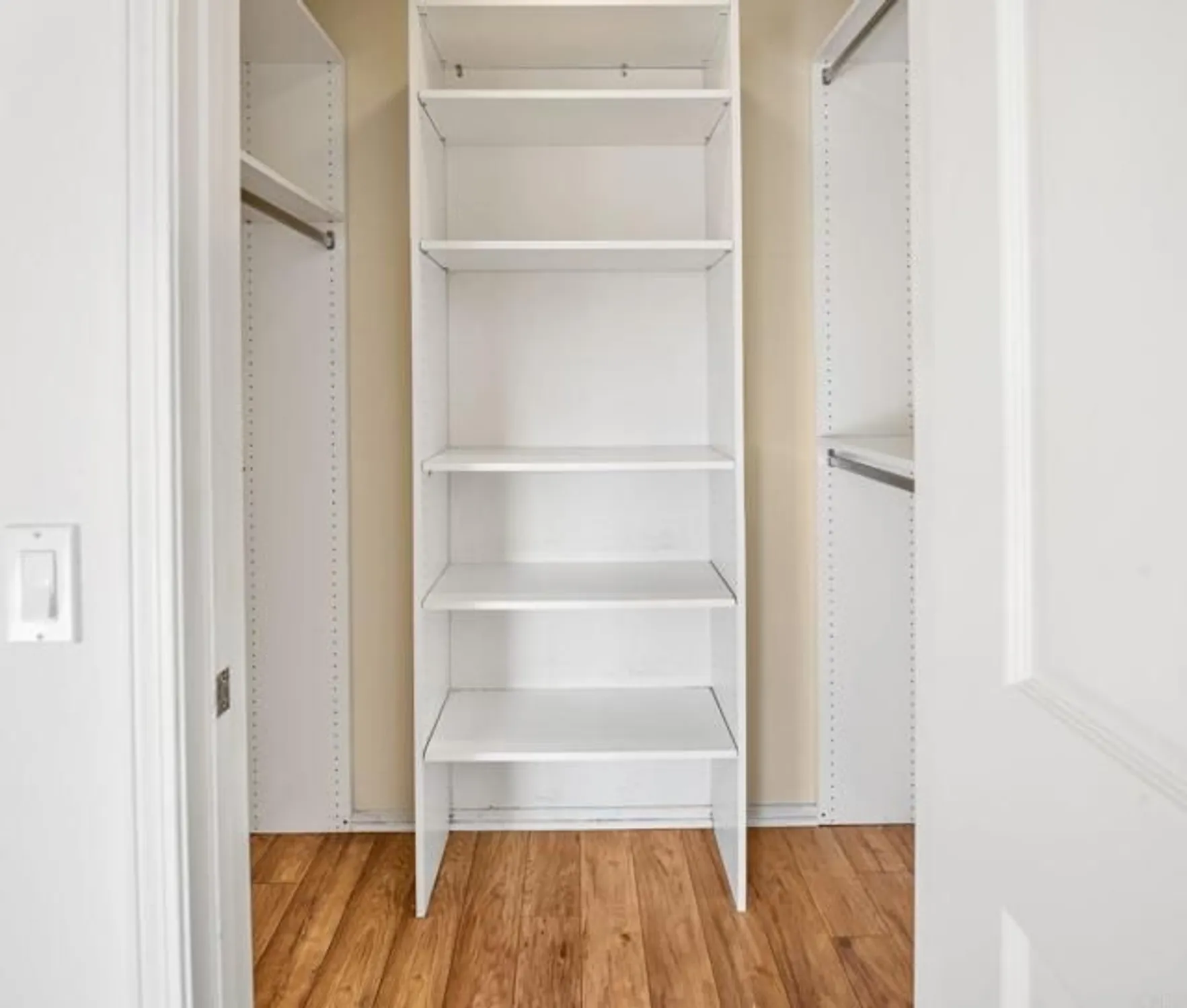 Property Slideshow image 19 of 41 | 4763 galicia way, Oceanside, CA, 92056