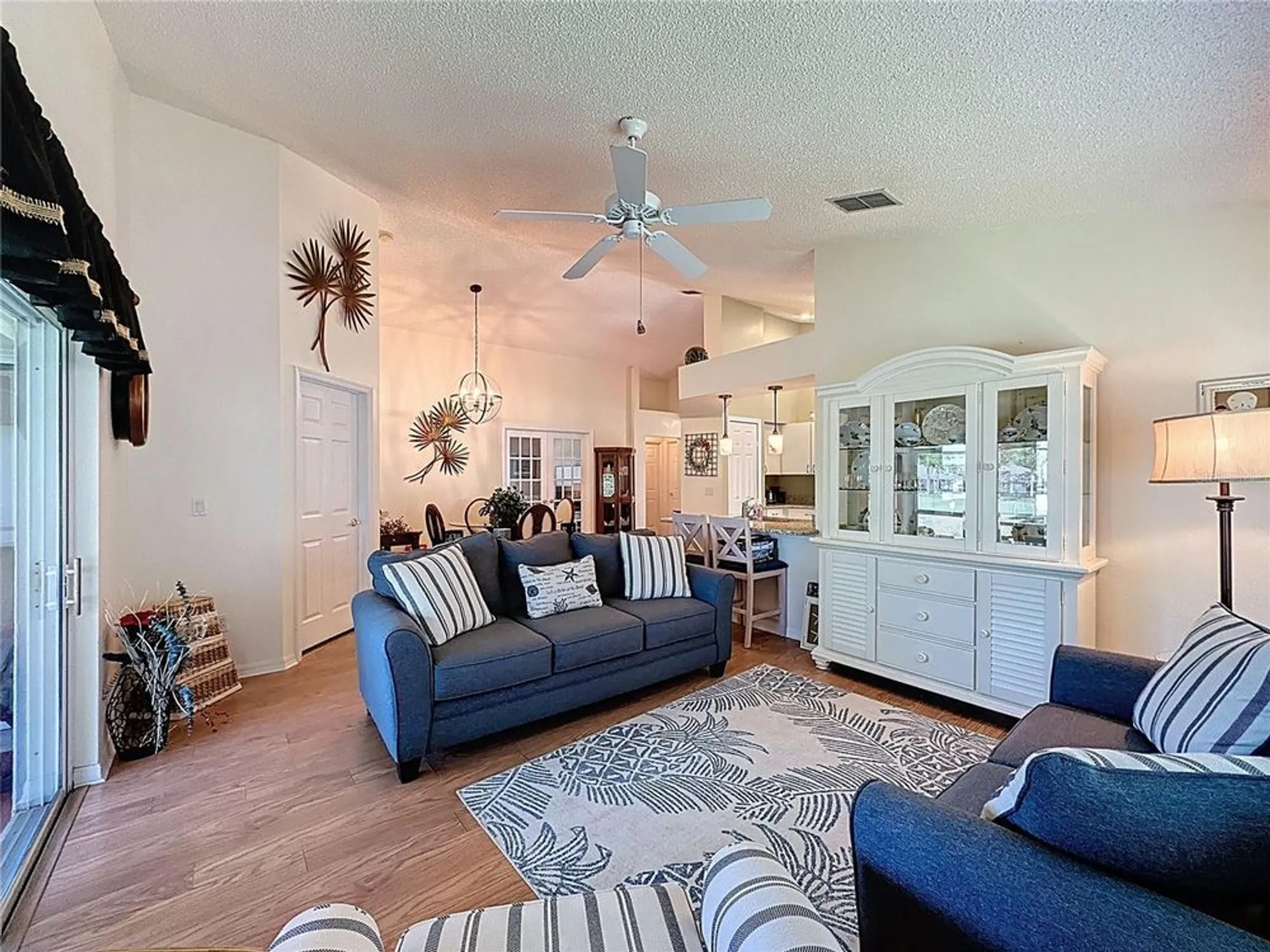Property Slideshow image 16 of 69 | 3706 doune way, Clermont, FL, 34711