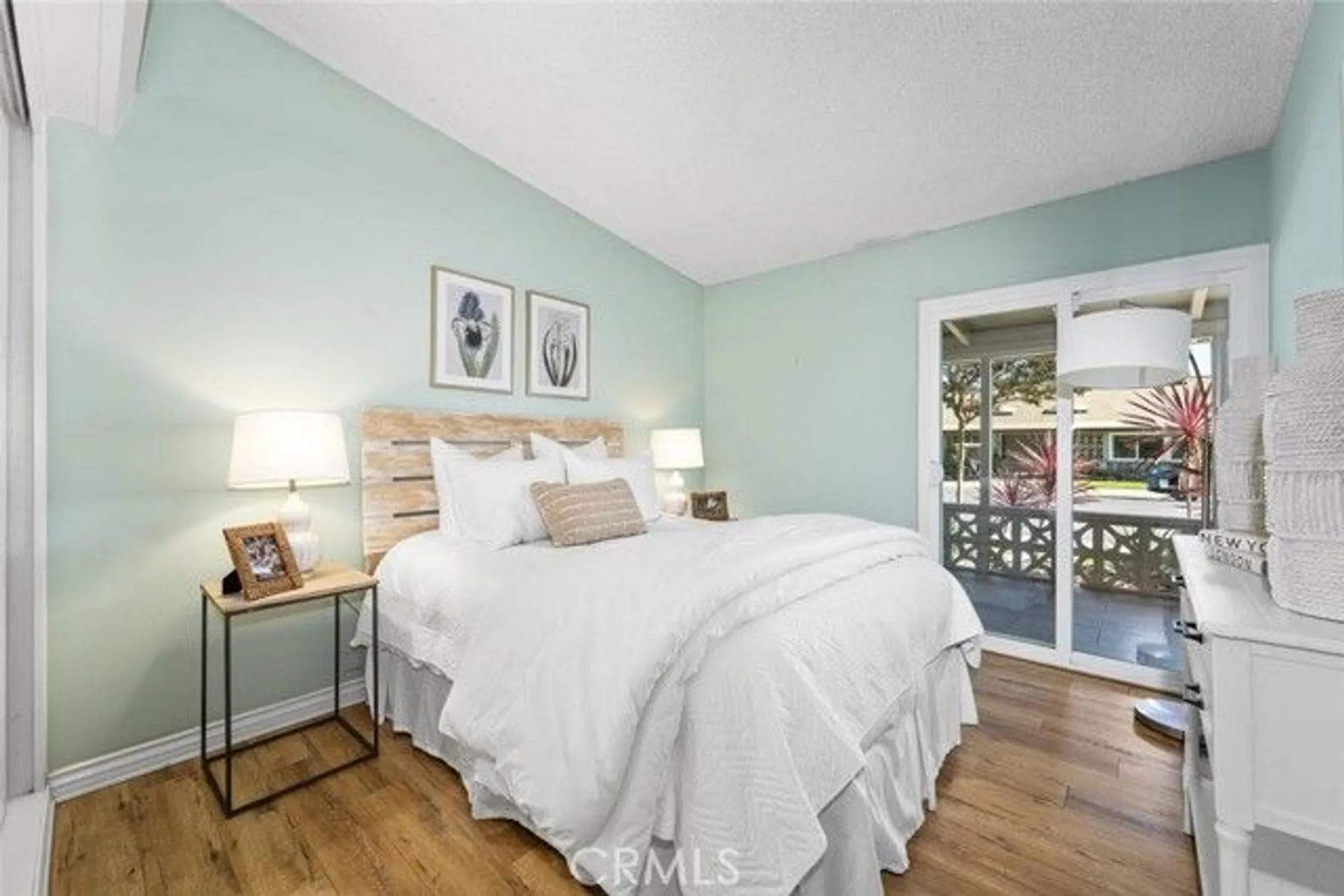 Property Slideshow image 37 of 45 | 1121 northwood rd, Seal Beach, CA, 90740
