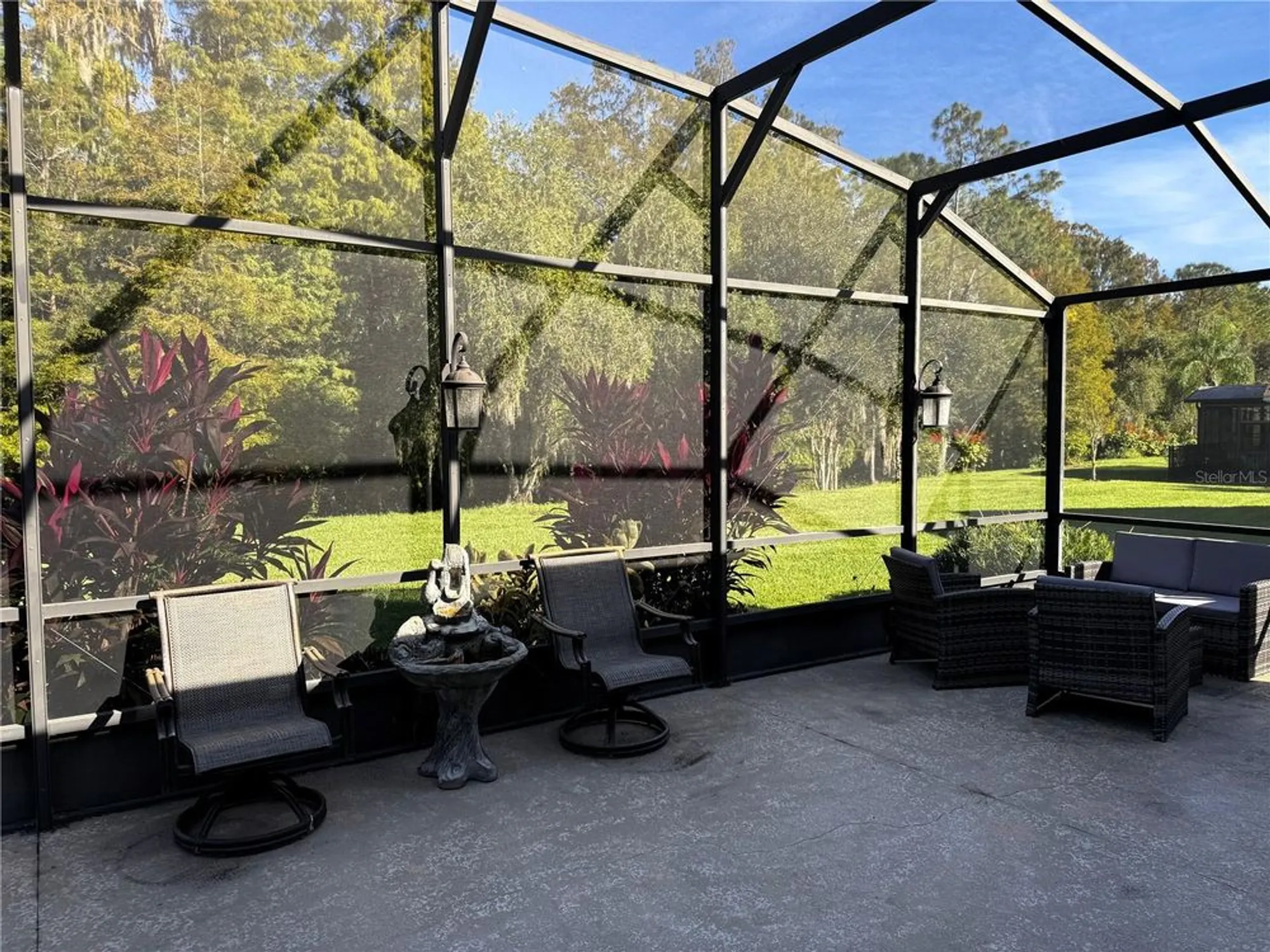 Property Slideshow image 55 of 68 | 100 vizcaya ct, Poinciana, FL, 34759