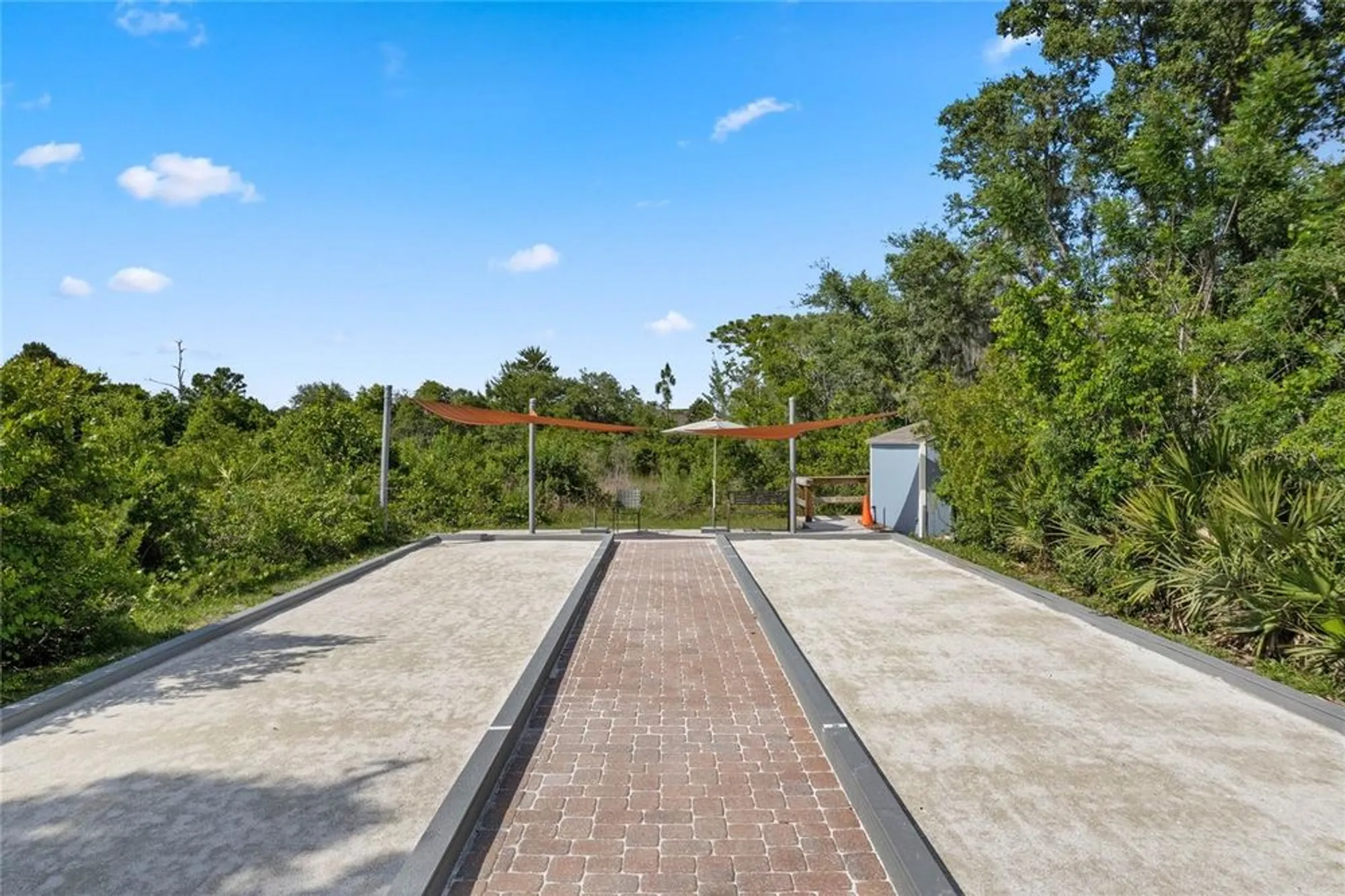 Property Slideshow image 44 of 47 | 404 tisbury ct, Deland, FL, 32724
