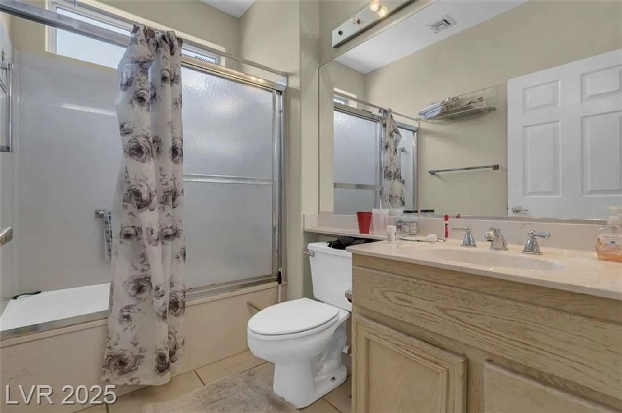 Property Slideshow image 37 of 44 | 10017 bundella dr, Las Vegas, NV, 89134