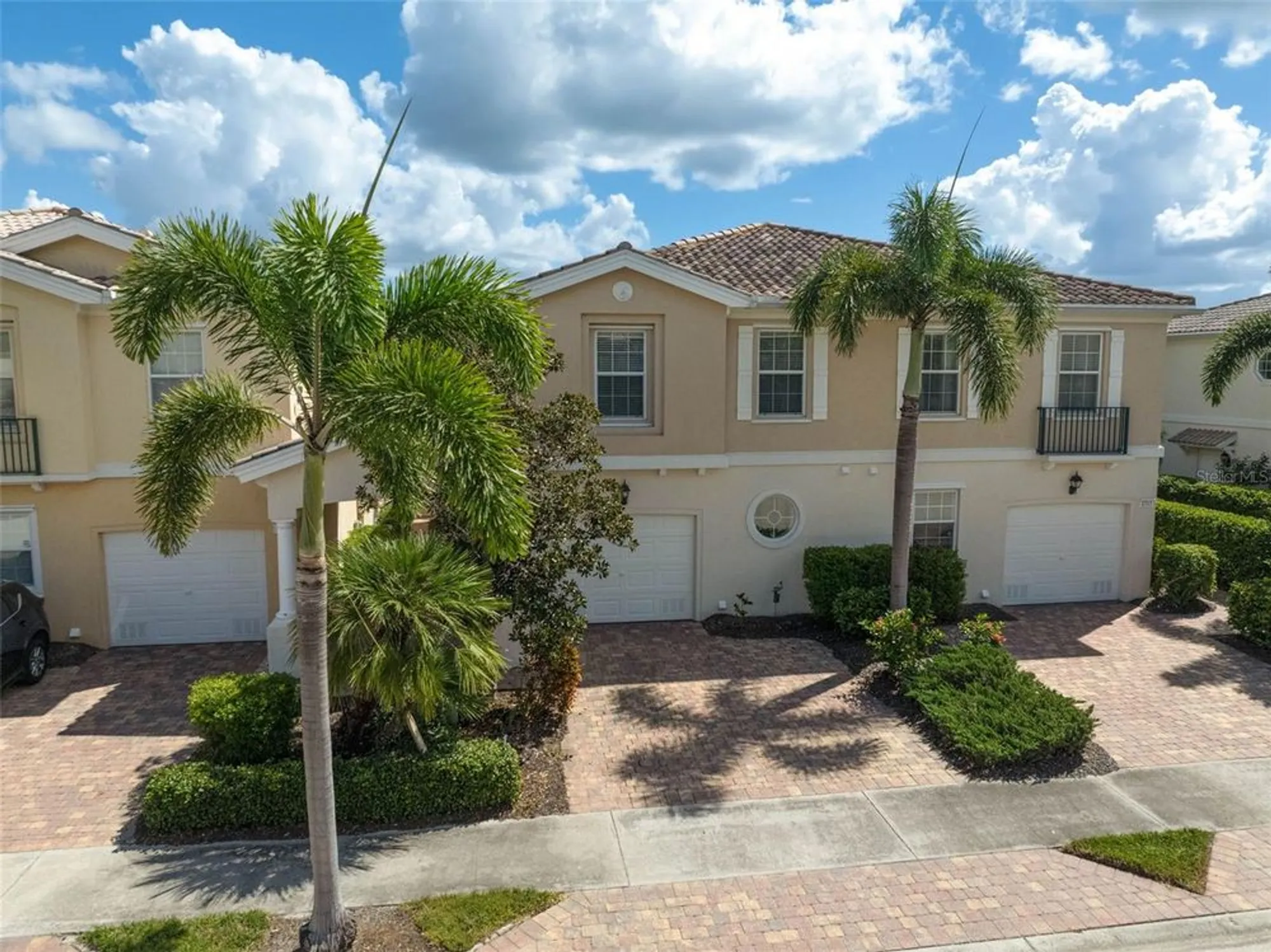 Property Slideshow image 33 of 51 | 1737 burgos dr, Sarasota, FL, 34238