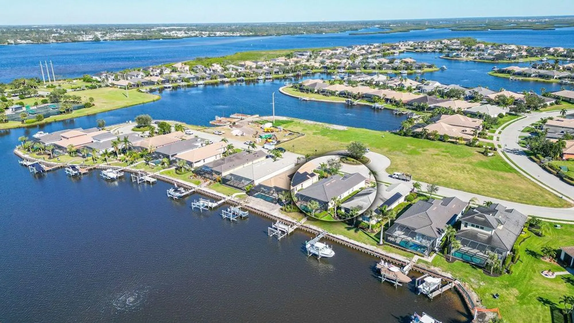 Property Slideshow image 1 of 100 | 1014 overlook ct, Bradenton, FL, 34208