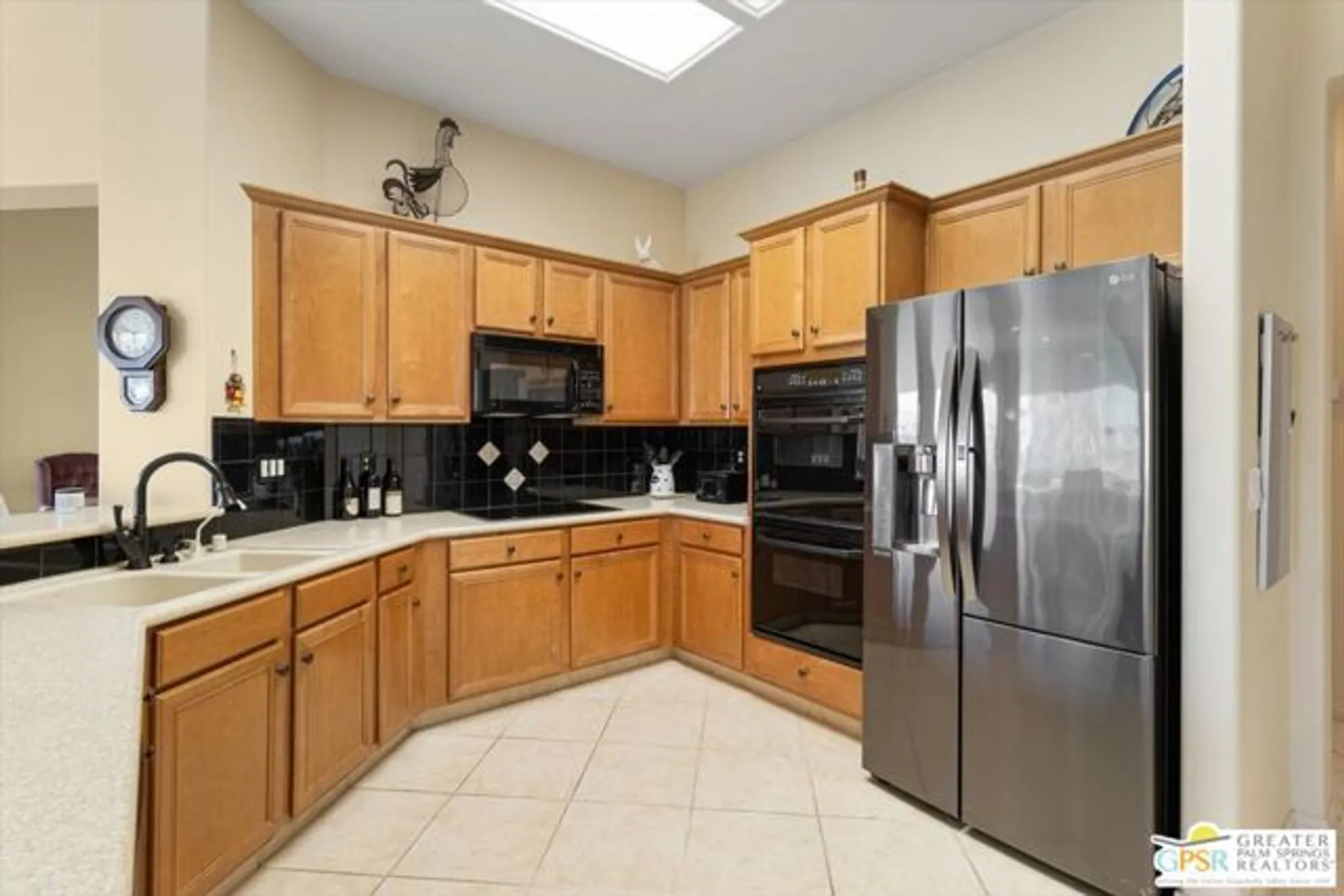 Property Slideshow image 19 of 56 | 39262 gainsborough cir, Palm Desert, CA, 92211