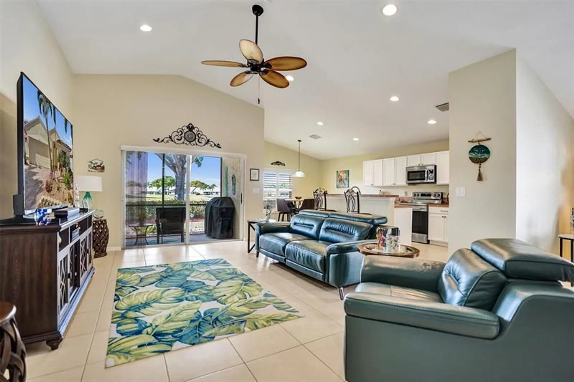 Property Slideshow image 46 of 100 | 12095 roma rd, Boynton Beach, FL, 33437