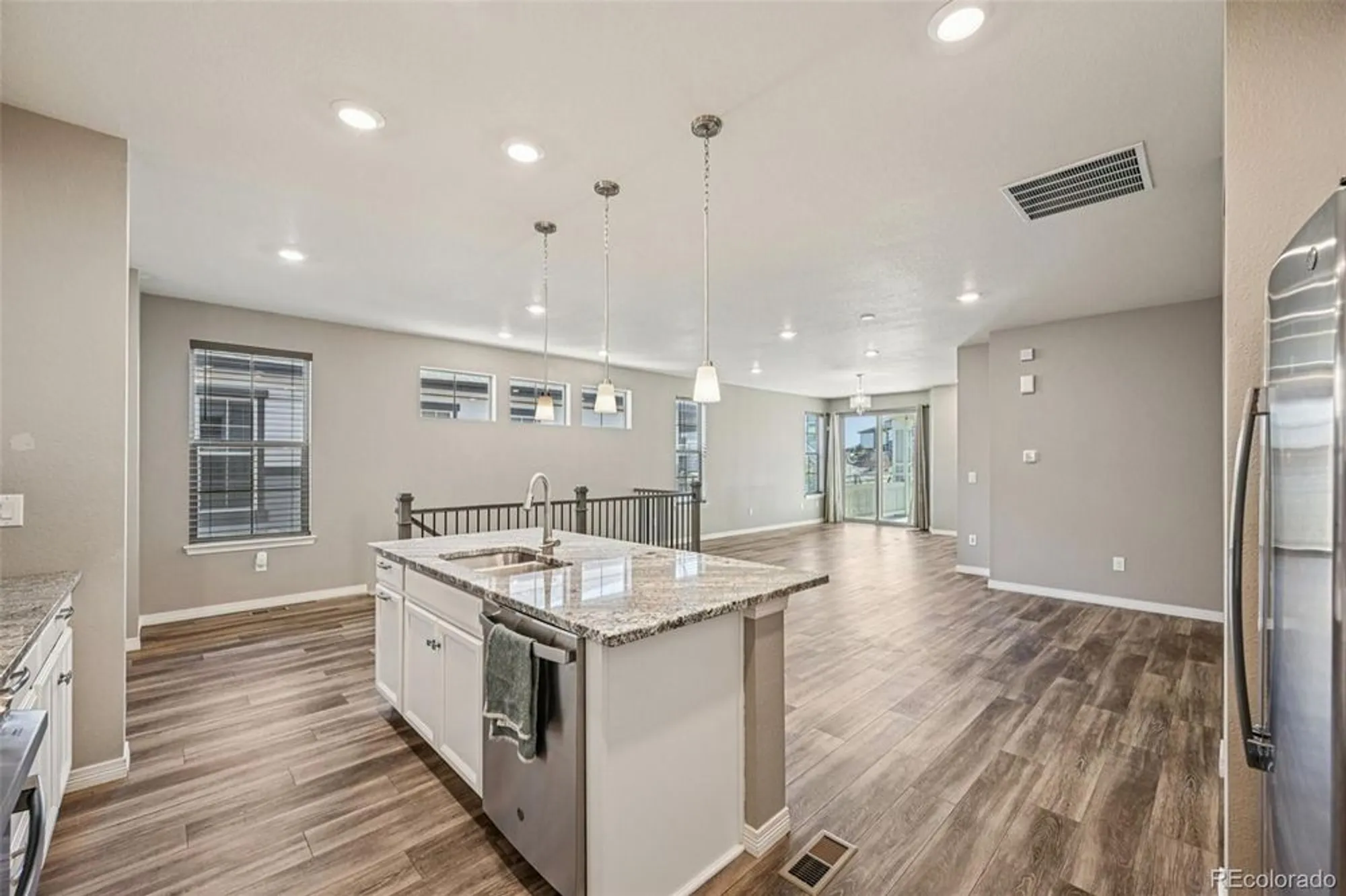 Property Slideshow image 18 of 50 | 7834 plateau creek ln, Littleton, CO, 80125