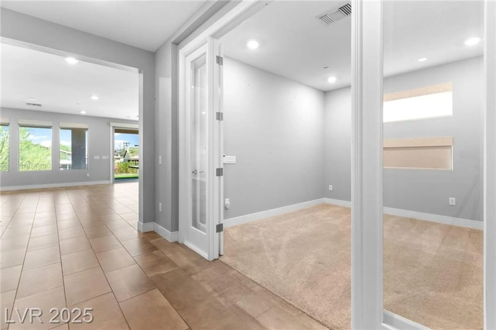 Property Slideshow image 5 of 43 | 18 sun mirage ave, Henderson, NV, 89011