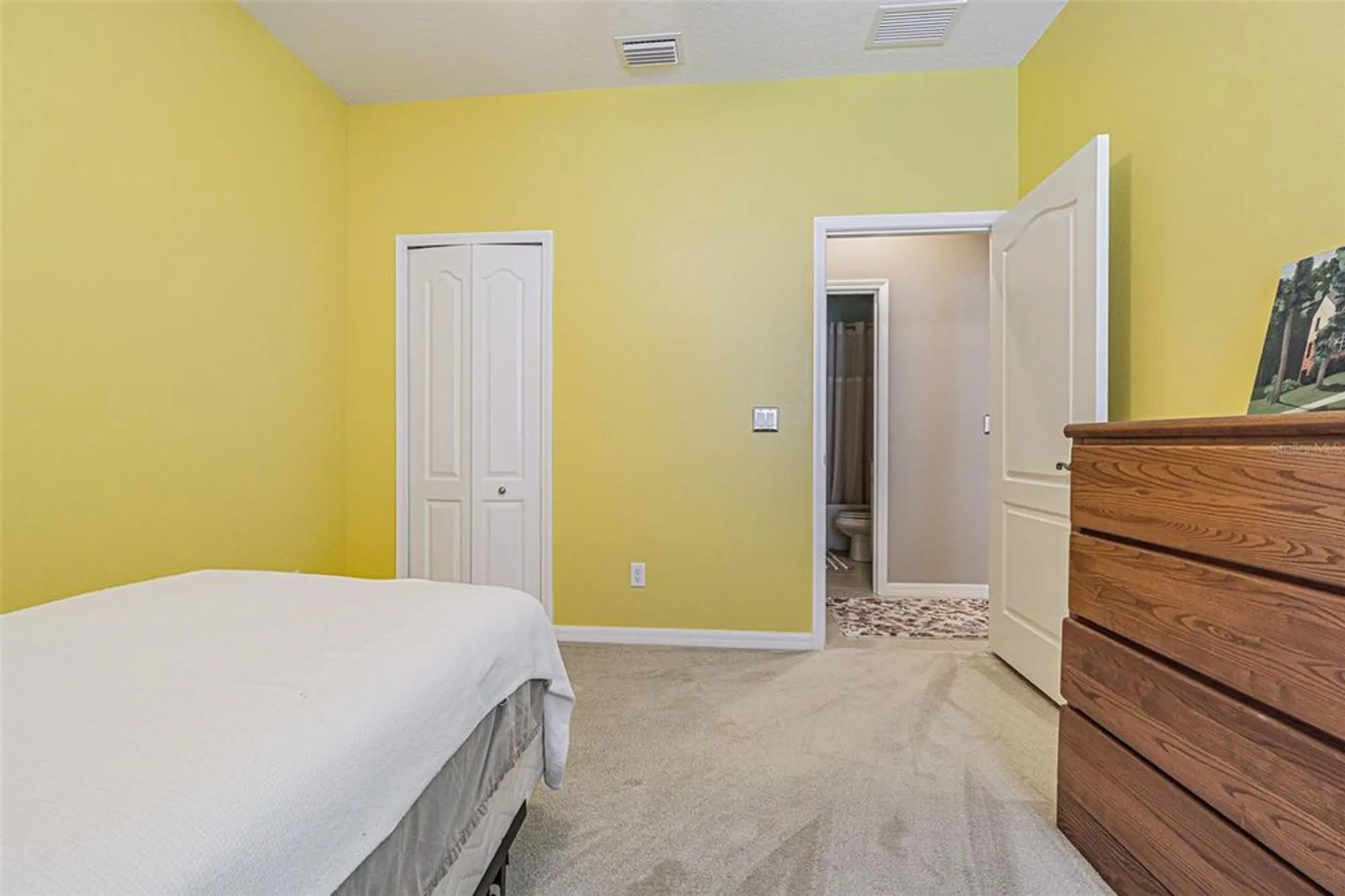 Property Slideshow image 14 of 31 | 29129 enniscrone dr, San Antonio, FL, 33576
