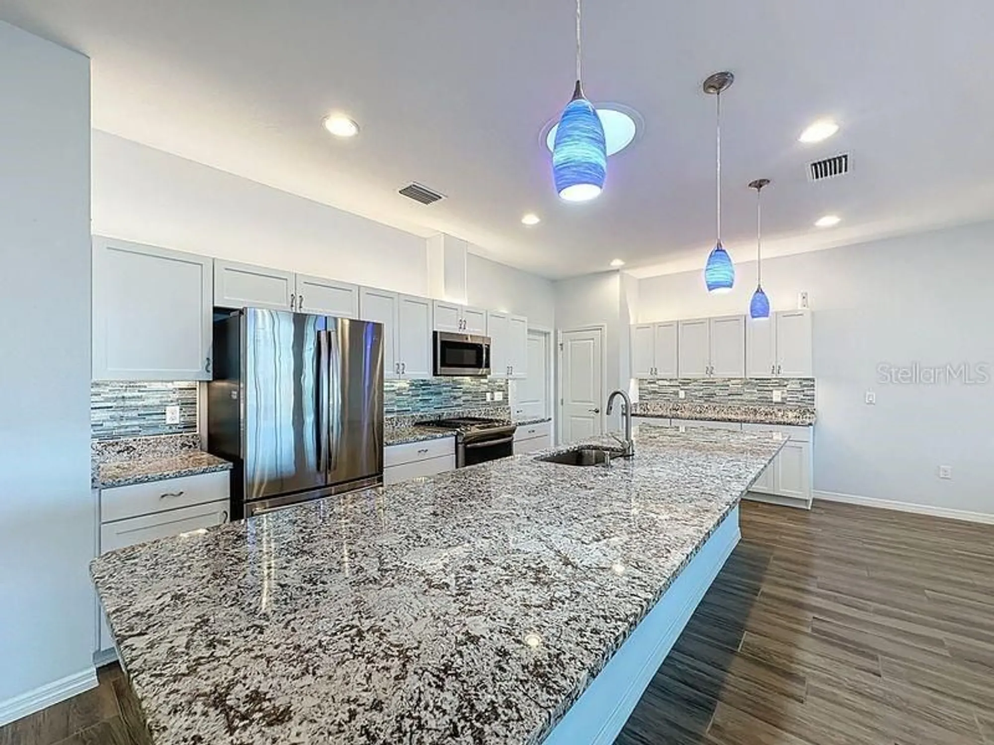 Property Slideshow image 6 of 40 | 537 narrow view ln, Groveland, FL, 34736