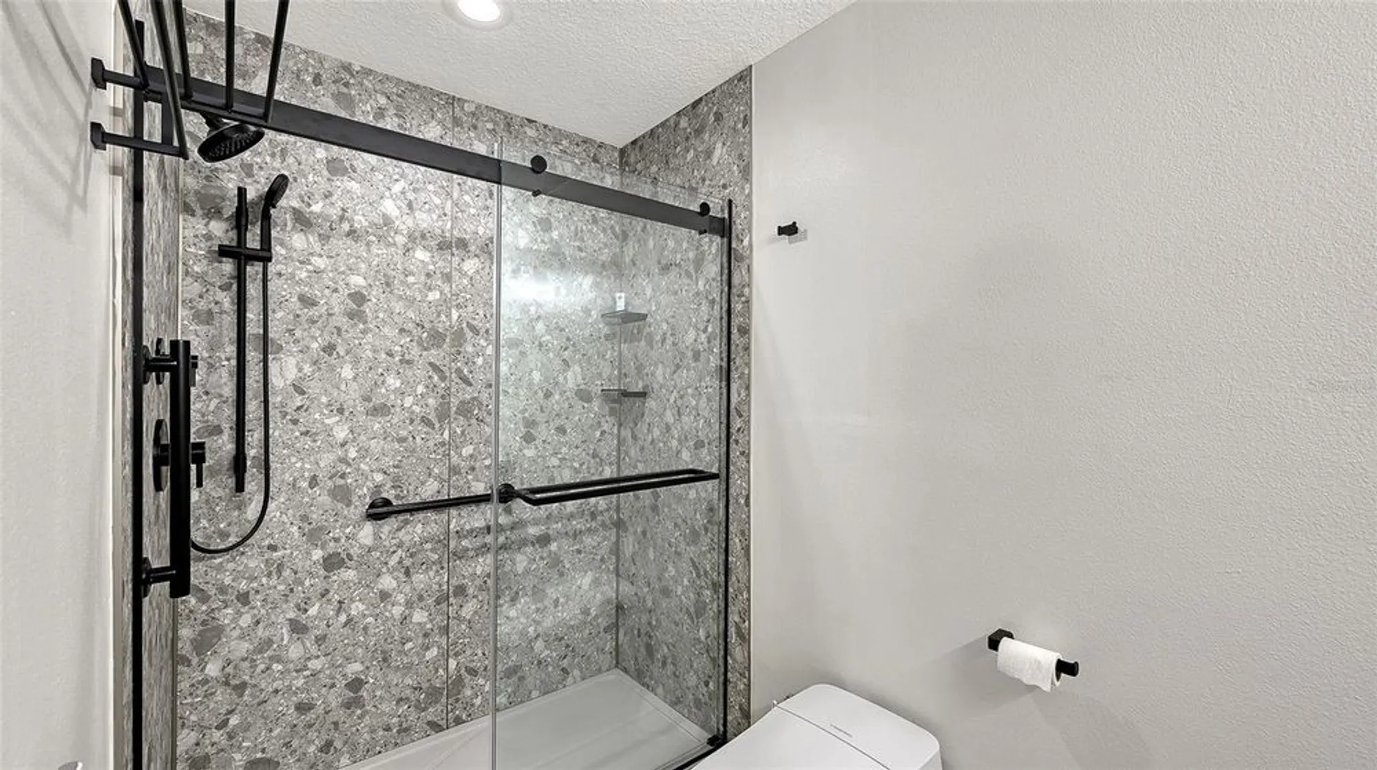 Property Slideshow image 32 of 64 | 8010 conservatory dr, Sarasota, FL, 34243