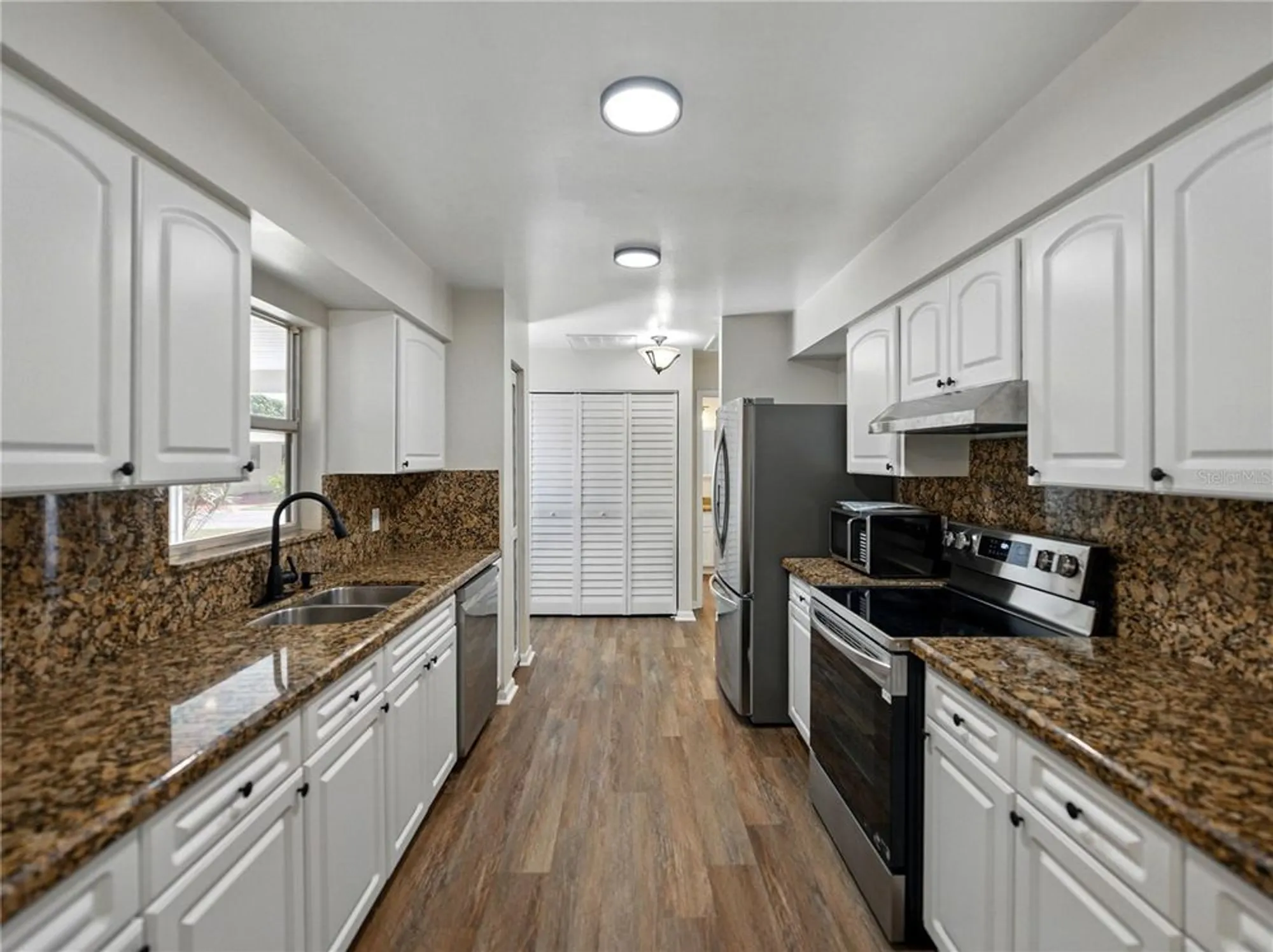 Property Slideshow image 10 of 55 | 4965 goldenview ln, Lakeland, FL, 33811