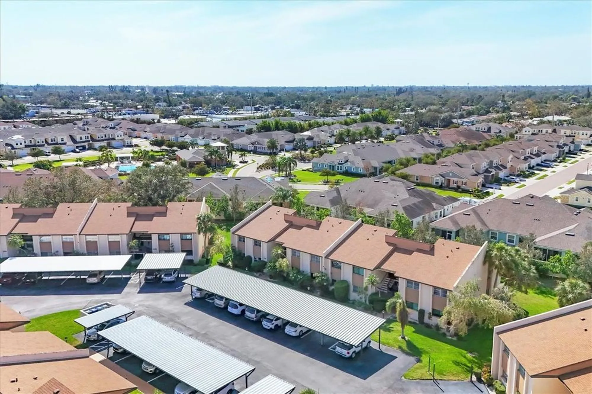 Property Slideshow image 33 of 64 | 2446 clubhouse cir unit 202, Sarasota, FL, 34232