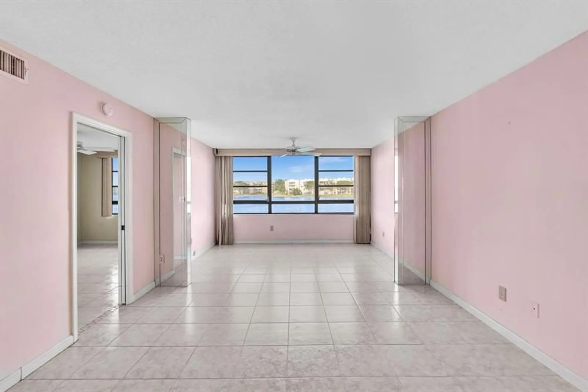 Property Slideshow image 16 of 82 | 10442 e clairmont cir 204, Tamarac, FL, 33321