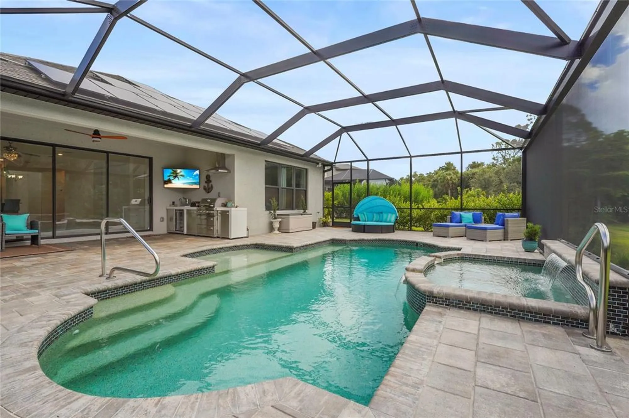 Property Slideshow image 9 of 41 | 10179 milky way cir, Sarasota, FL, 34241