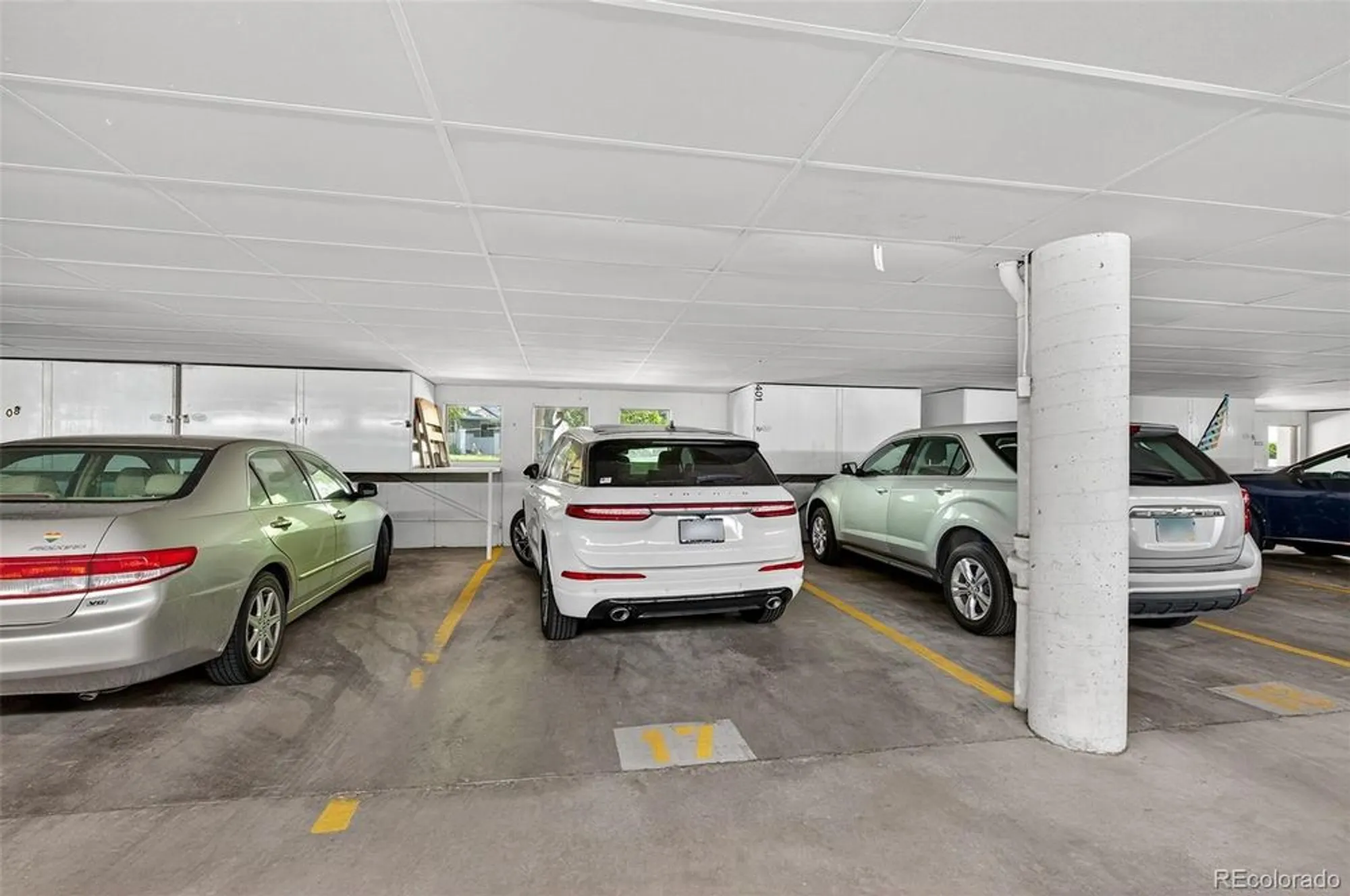 Property Slideshow image 25 of 41 | 13691 e marina dr 412, Aurora, CO, 80014