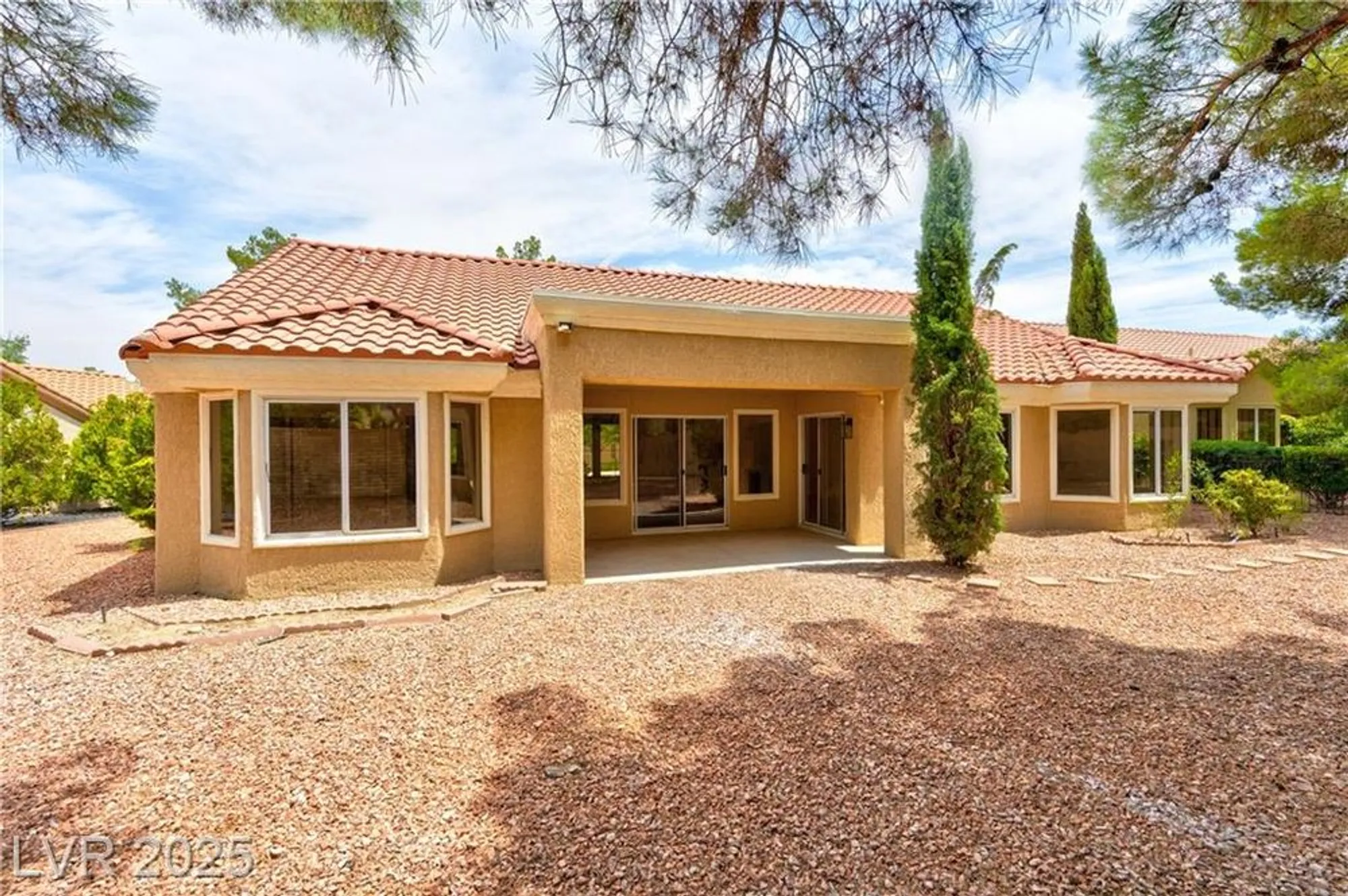 Property Slideshow image 33 of 35 | 2645 saltbush dr, Las Vegas, NV, 89134
