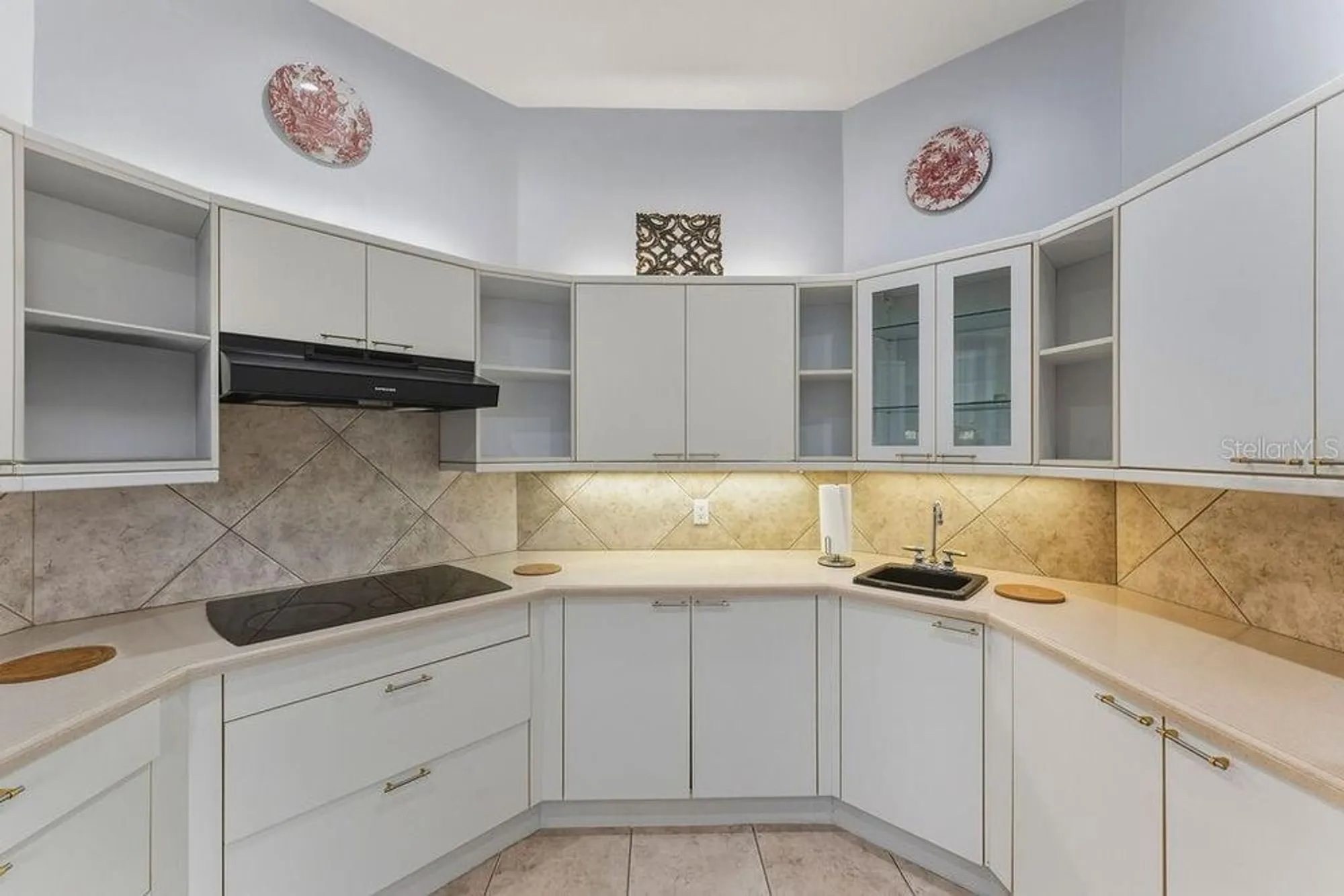 Property Slideshow image 25 of 72 | 24 bay pointe dr, Ormond Beach, FL, 32174