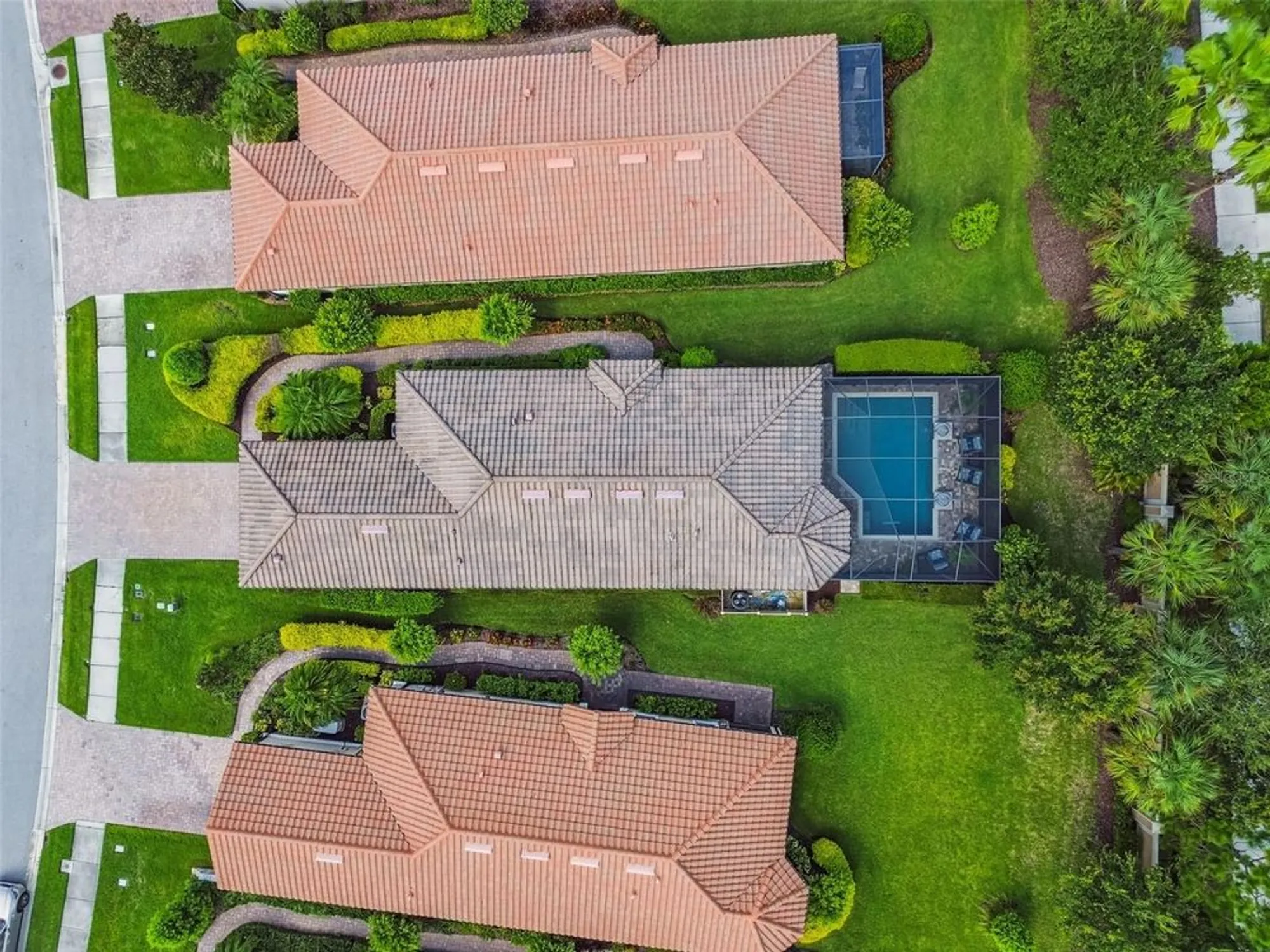 Property Slideshow image 60 of 70 | 11551 callisia dr, Odessa, FL, 33556