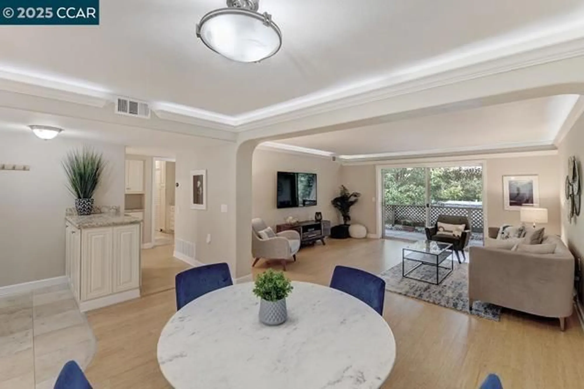 Property Slideshow image 12 of 53 | 1136 rockledge ln apt 6, Walnut Creek, CA, 94595