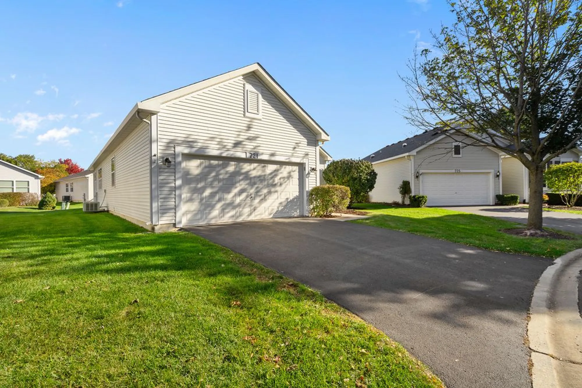 Property Slideshow image 34 of 34 | 721 s wellston ln, Romeoville, IL, 60446