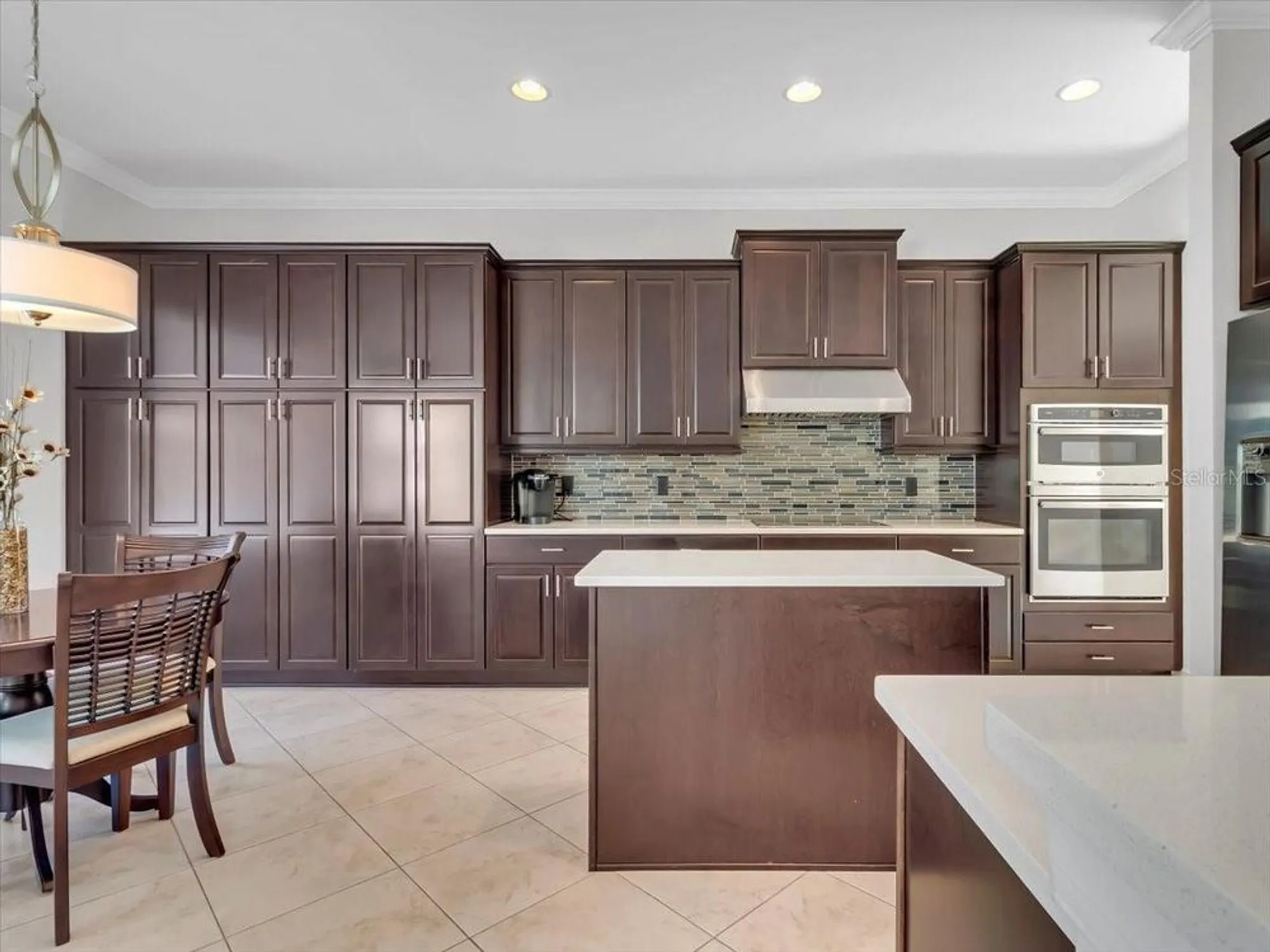 Property Slideshow image 38 of 76 | 16308 garnet glen pl, Wimauma, FL, 33598