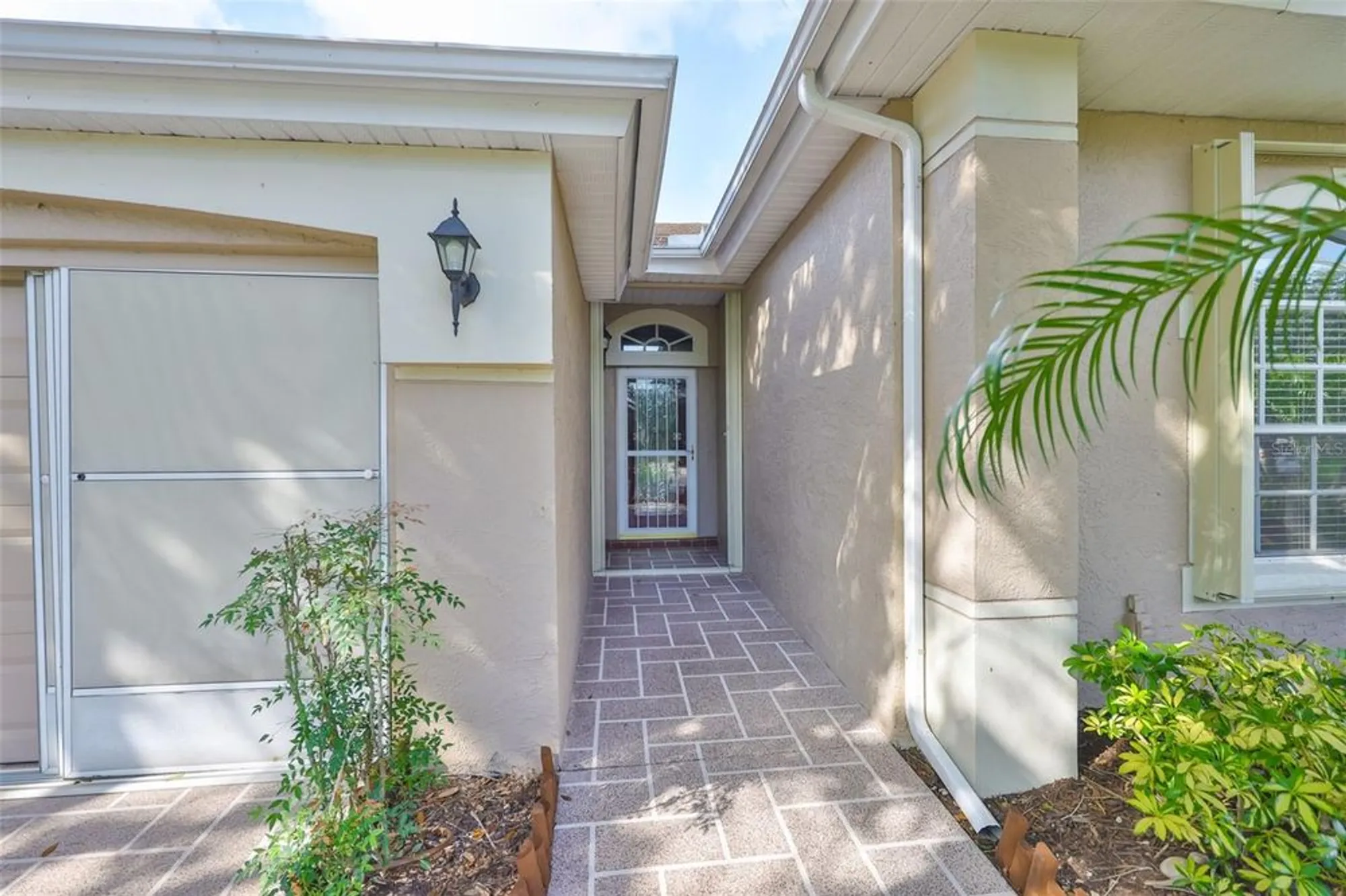 Property Slideshow image 4 of 42 | 1112 mcdaniel st # 78, Sun City Center, FL, 33573